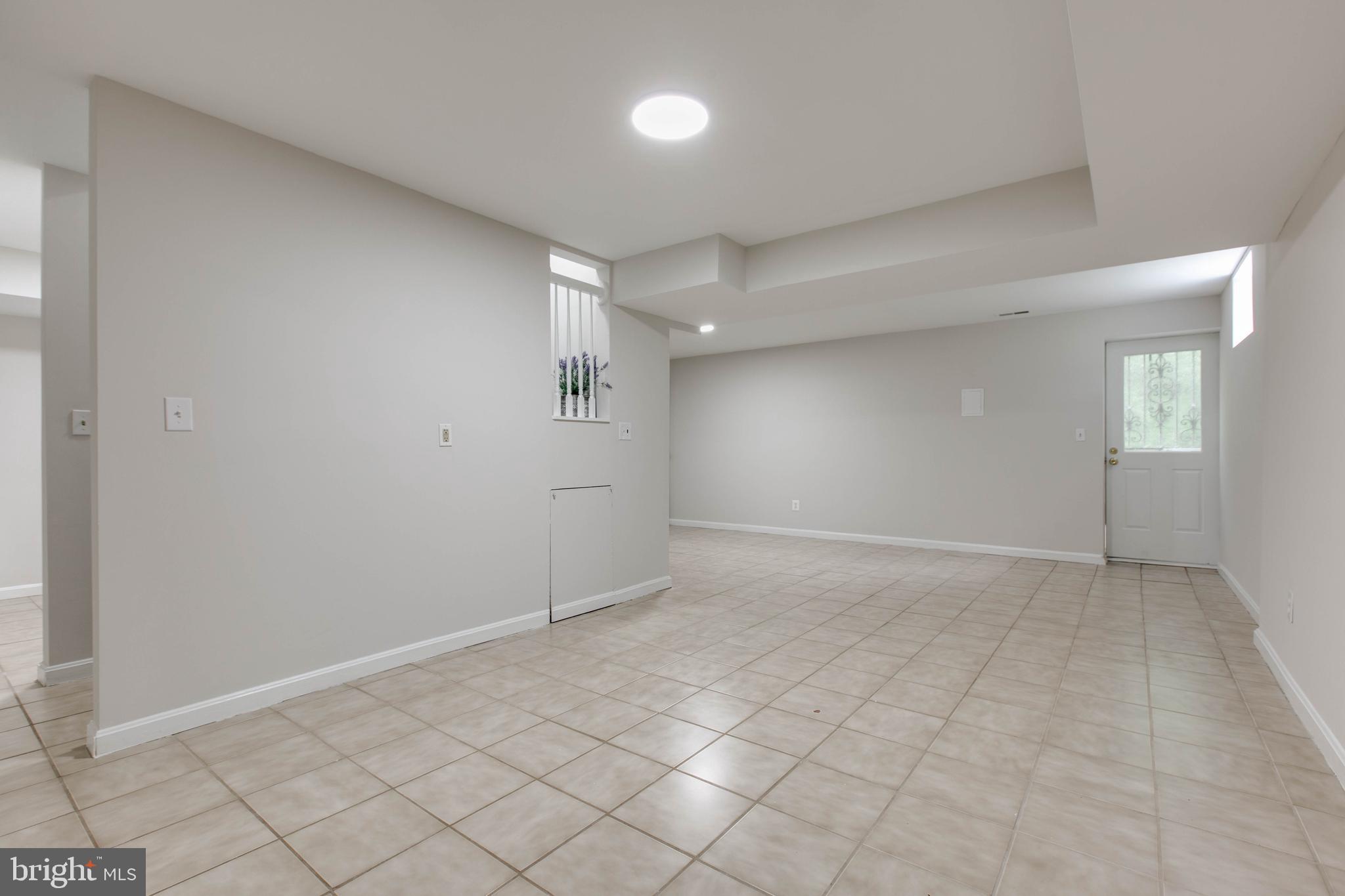 QUARTERFIELD FARMS - Residential