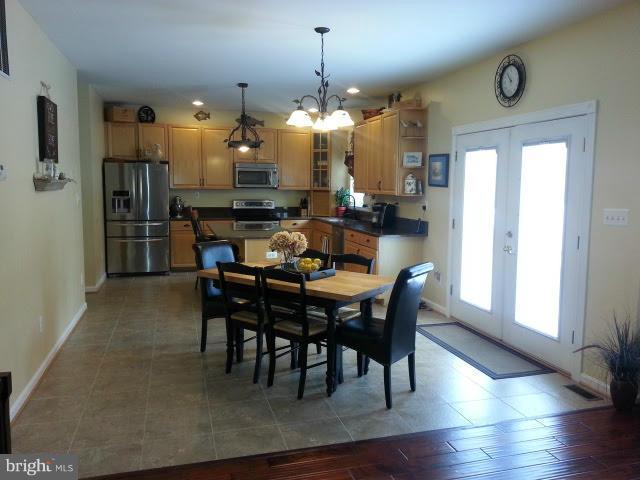 GUY FAMILY ESTATES - Residential