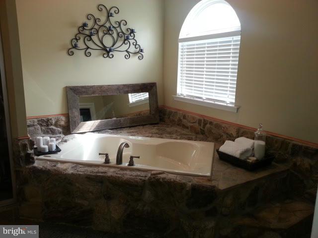 GUY FAMILY ESTATES - Residential