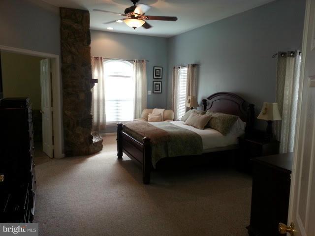 GUY FAMILY ESTATES - Residential