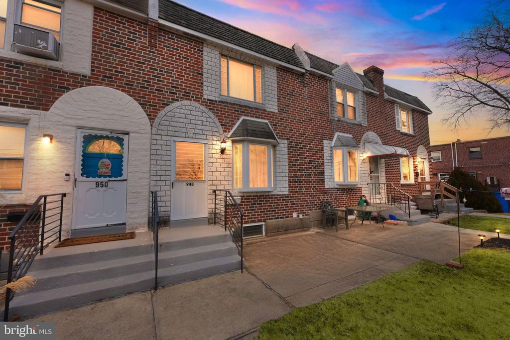 Photo of 948 Grant Road, FOLCROFT, PA 19032 (MLS # PADE2104158)