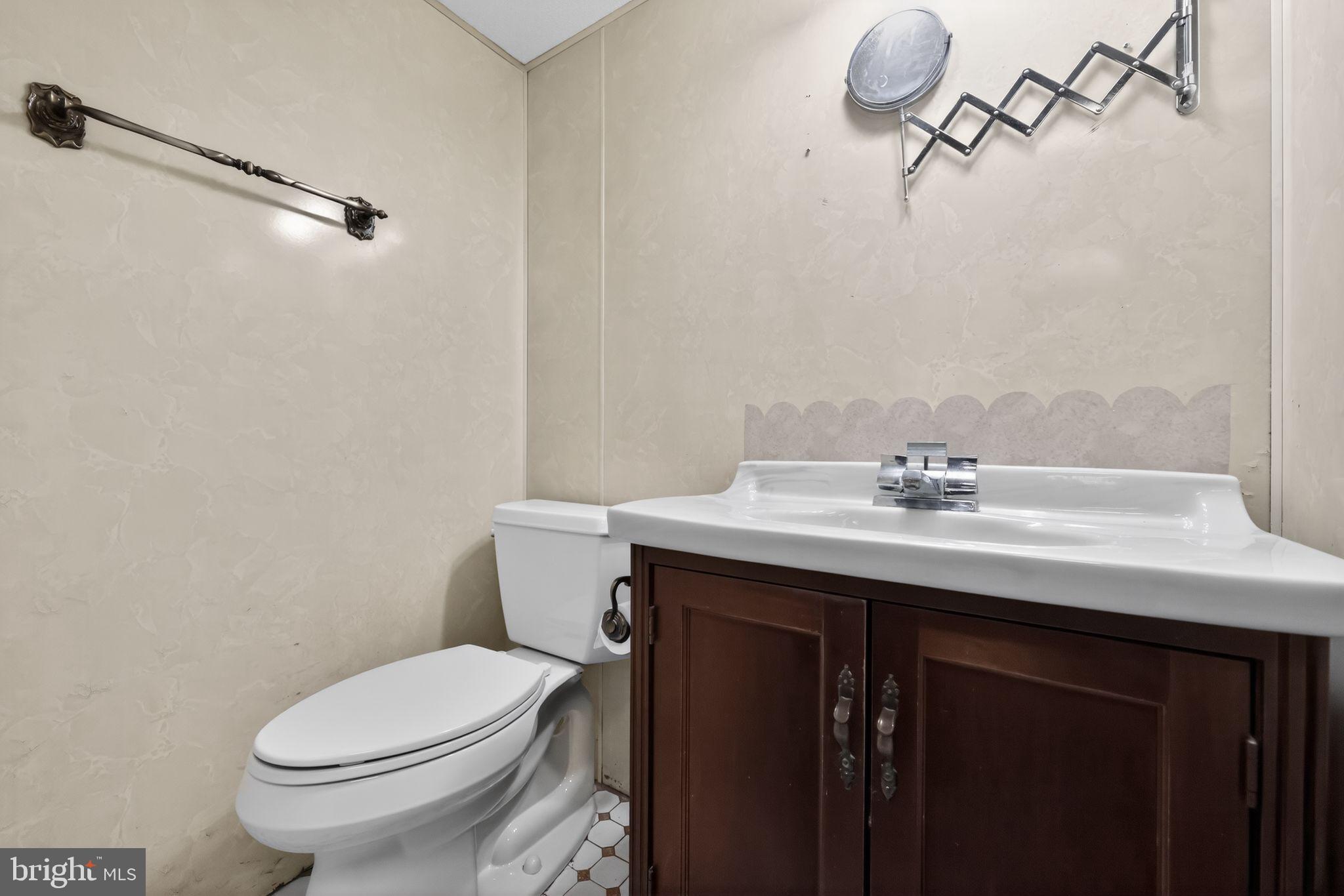 DELMAR VILLAGE - Residential