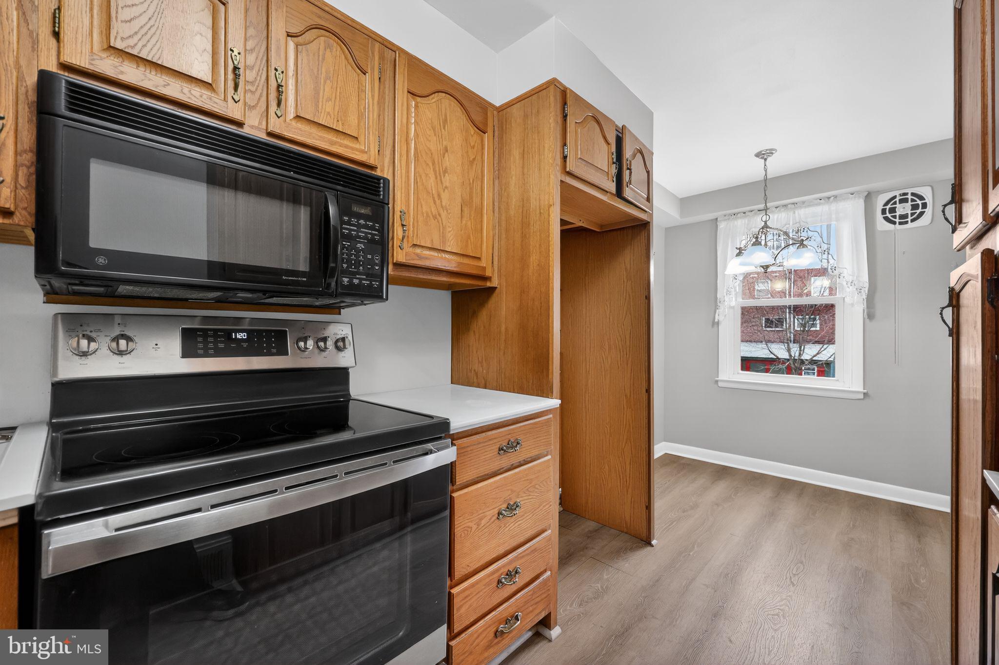 DELMAR VILLAGE - Residential