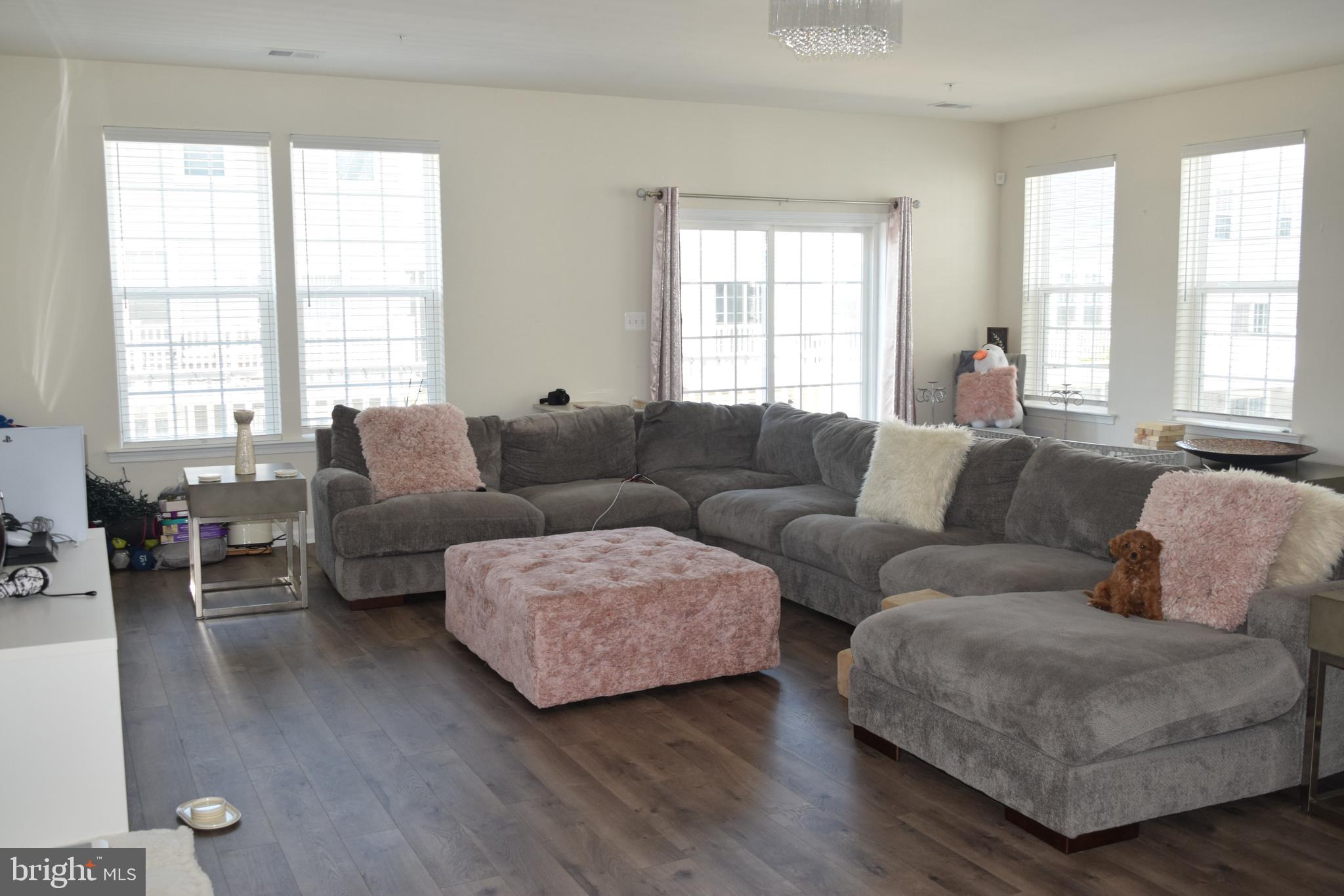 METRO PLACE - Residential Lease