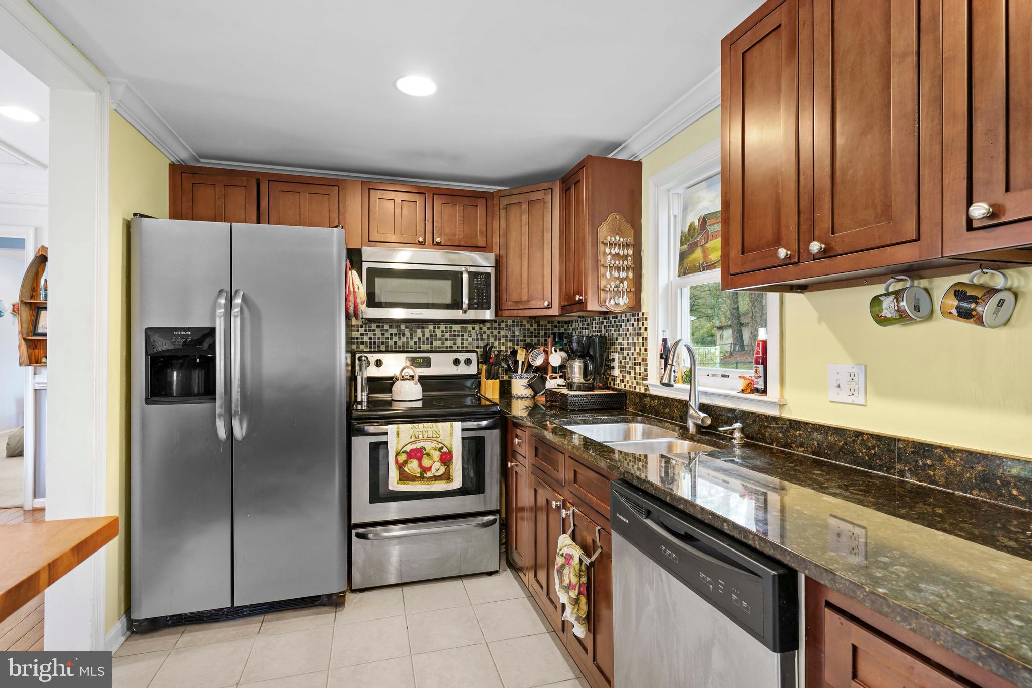 C0BB ISLAND - Residential