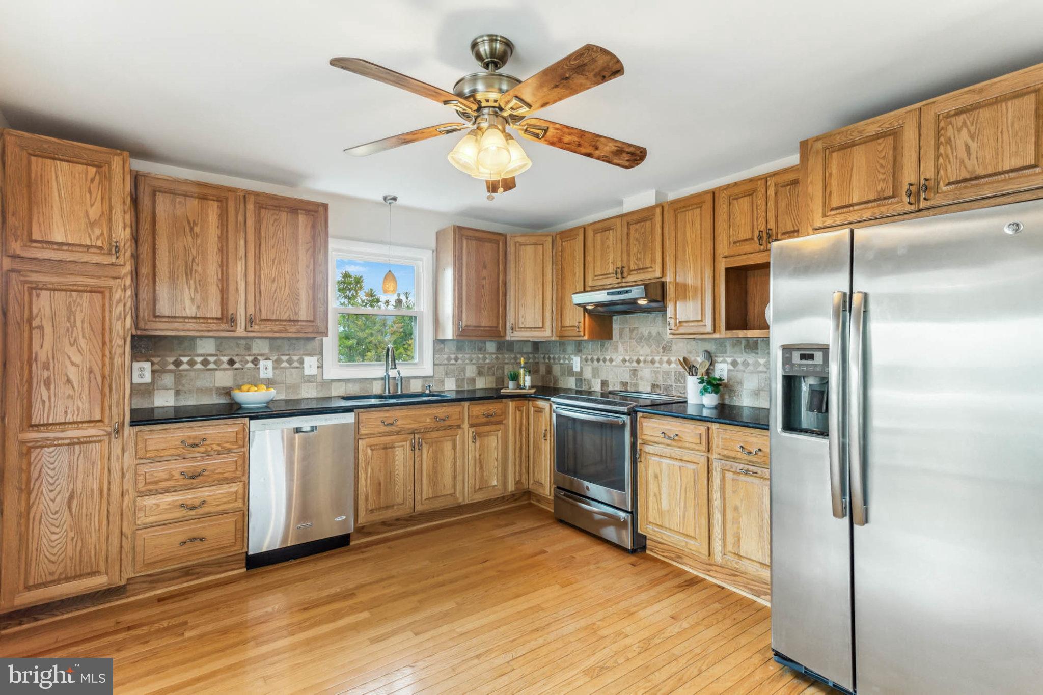 NEELD ESTATE - Residential