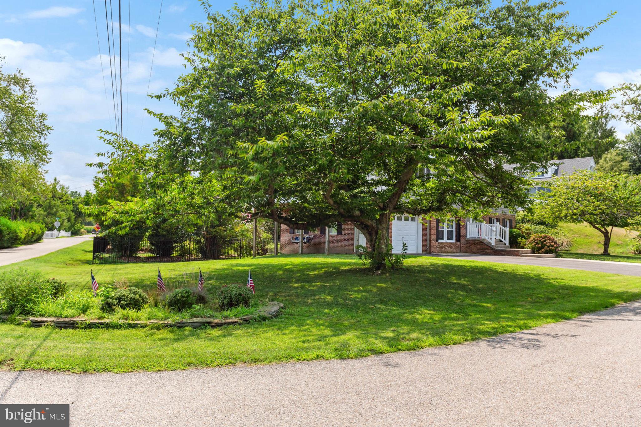 NEELD ESTATE - Residential