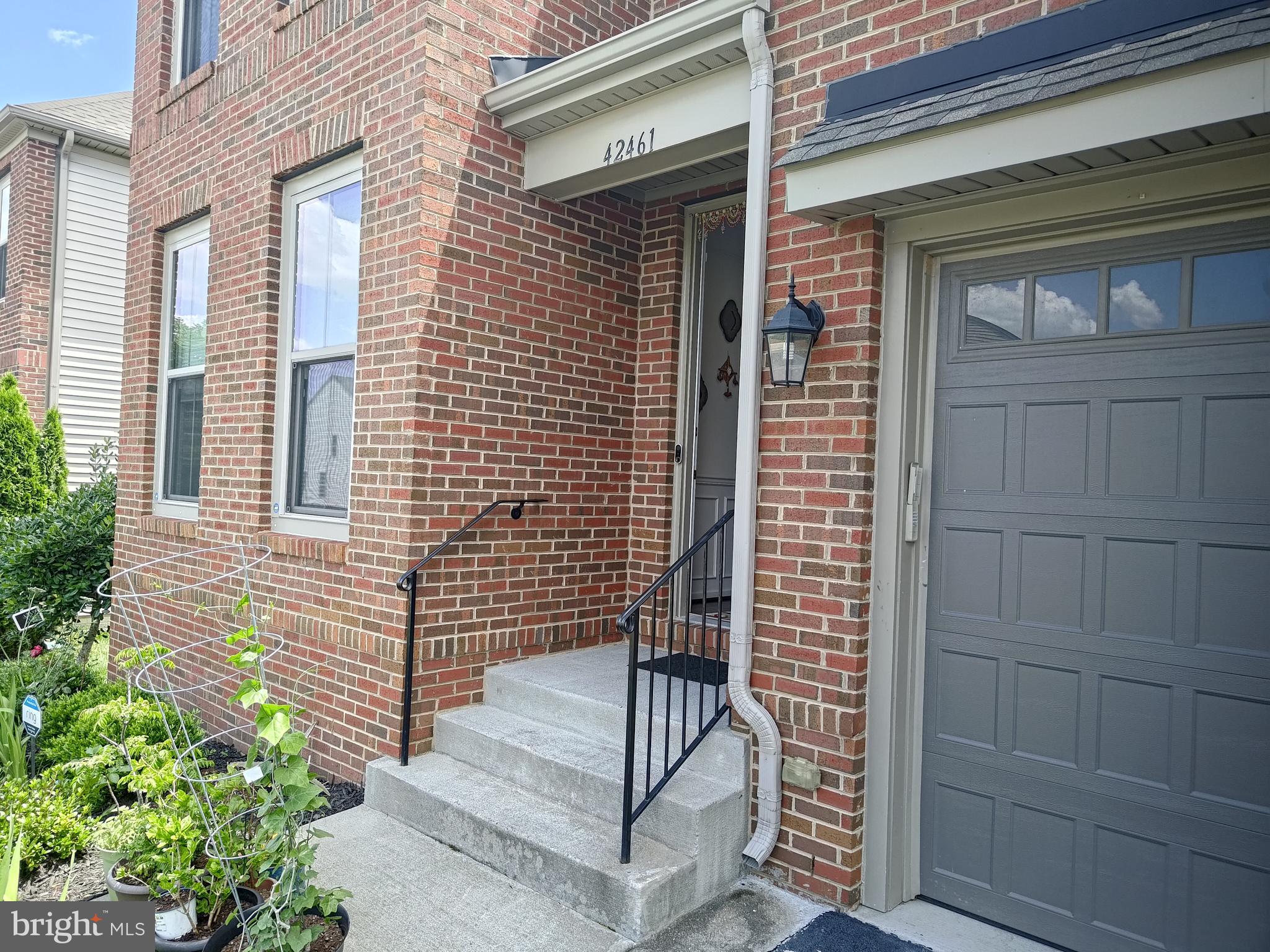 EASTVIEW AT STONE RIDGE - Residential Lease