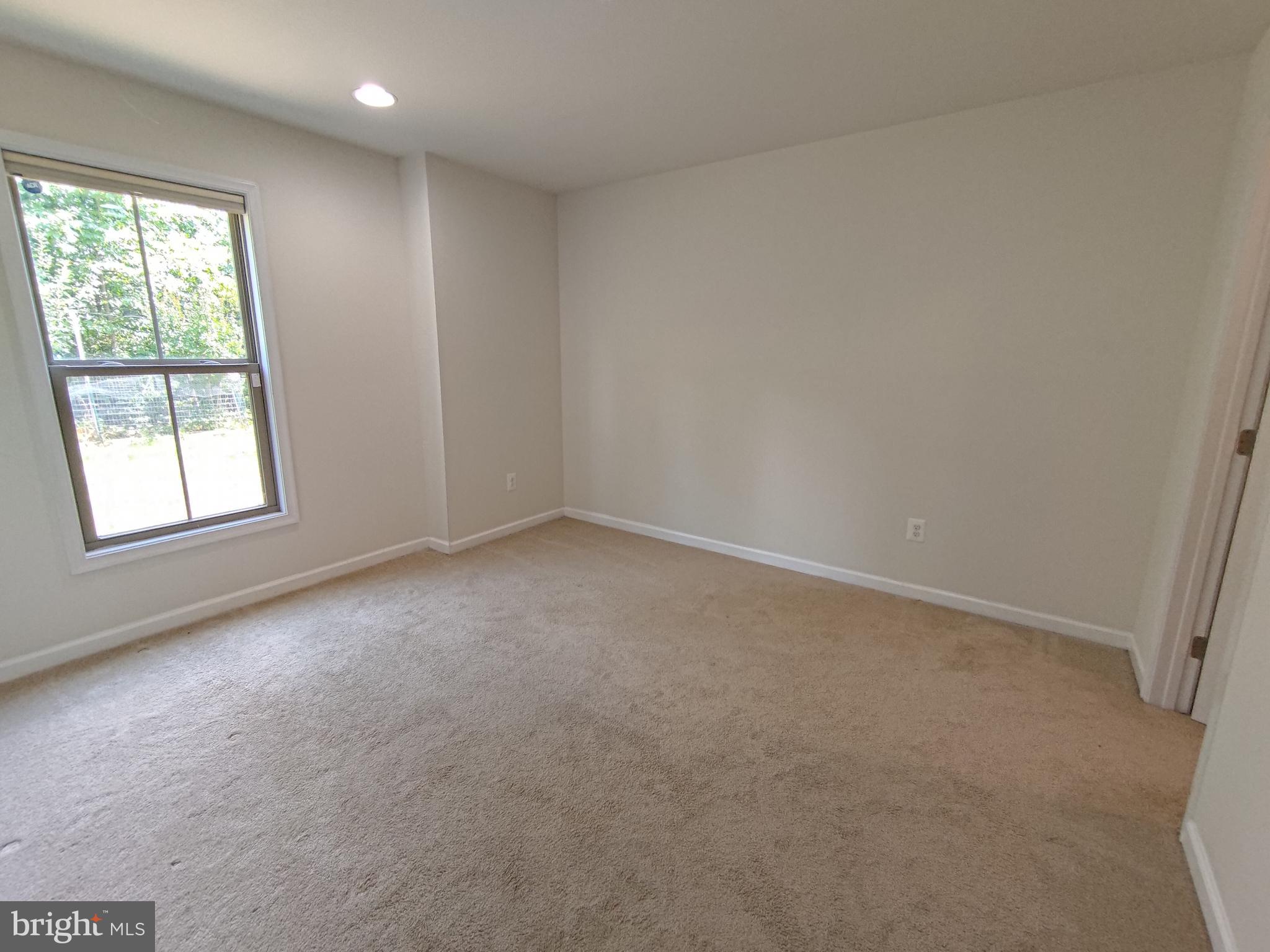 EASTVIEW AT STONE RIDGE - Residential Lease