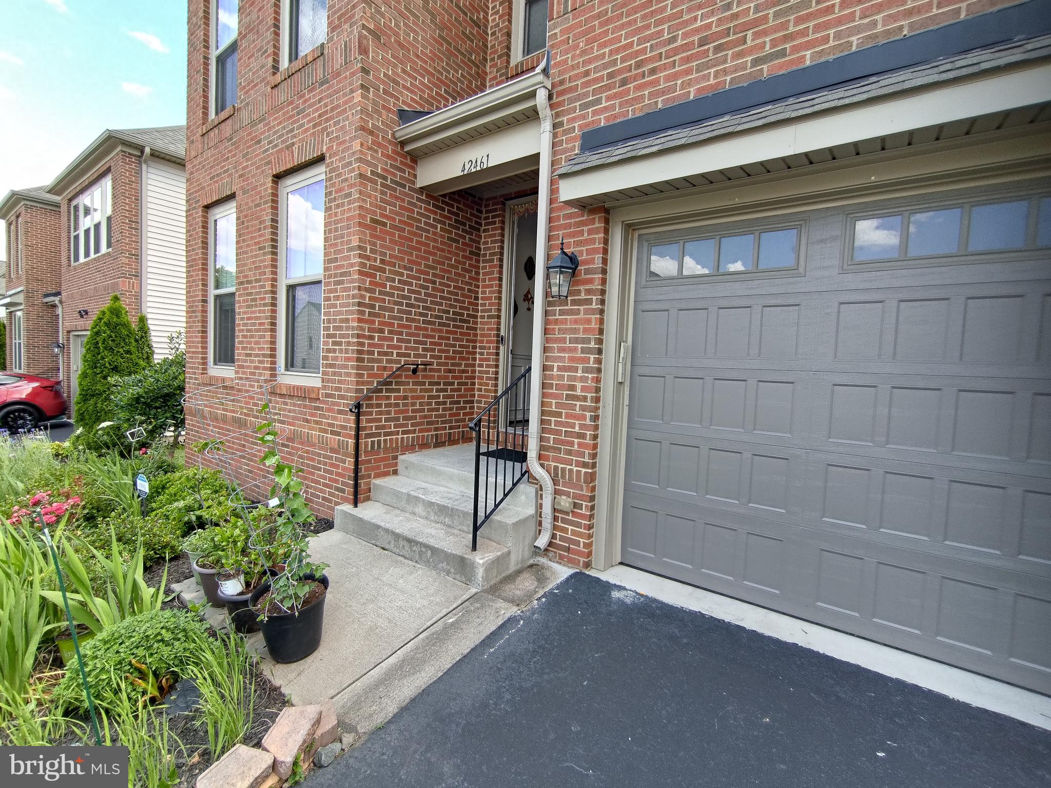 EASTVIEW AT STONE RIDGE - Residential Lease