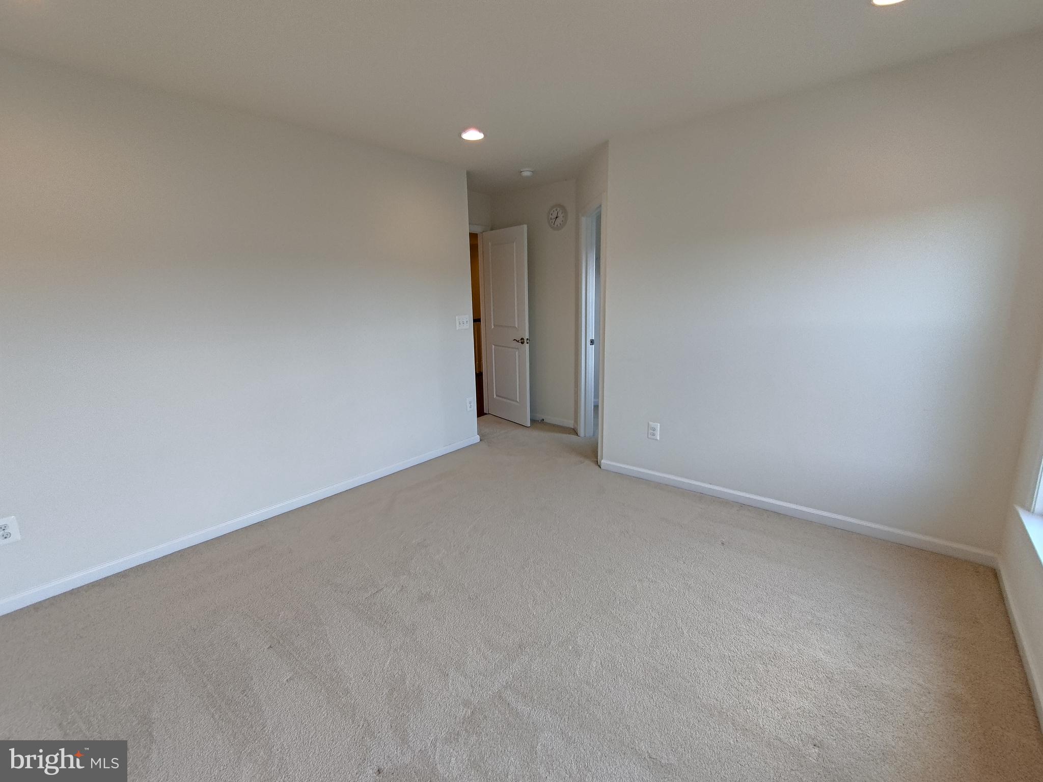 EASTVIEW AT STONE RIDGE - Residential Lease