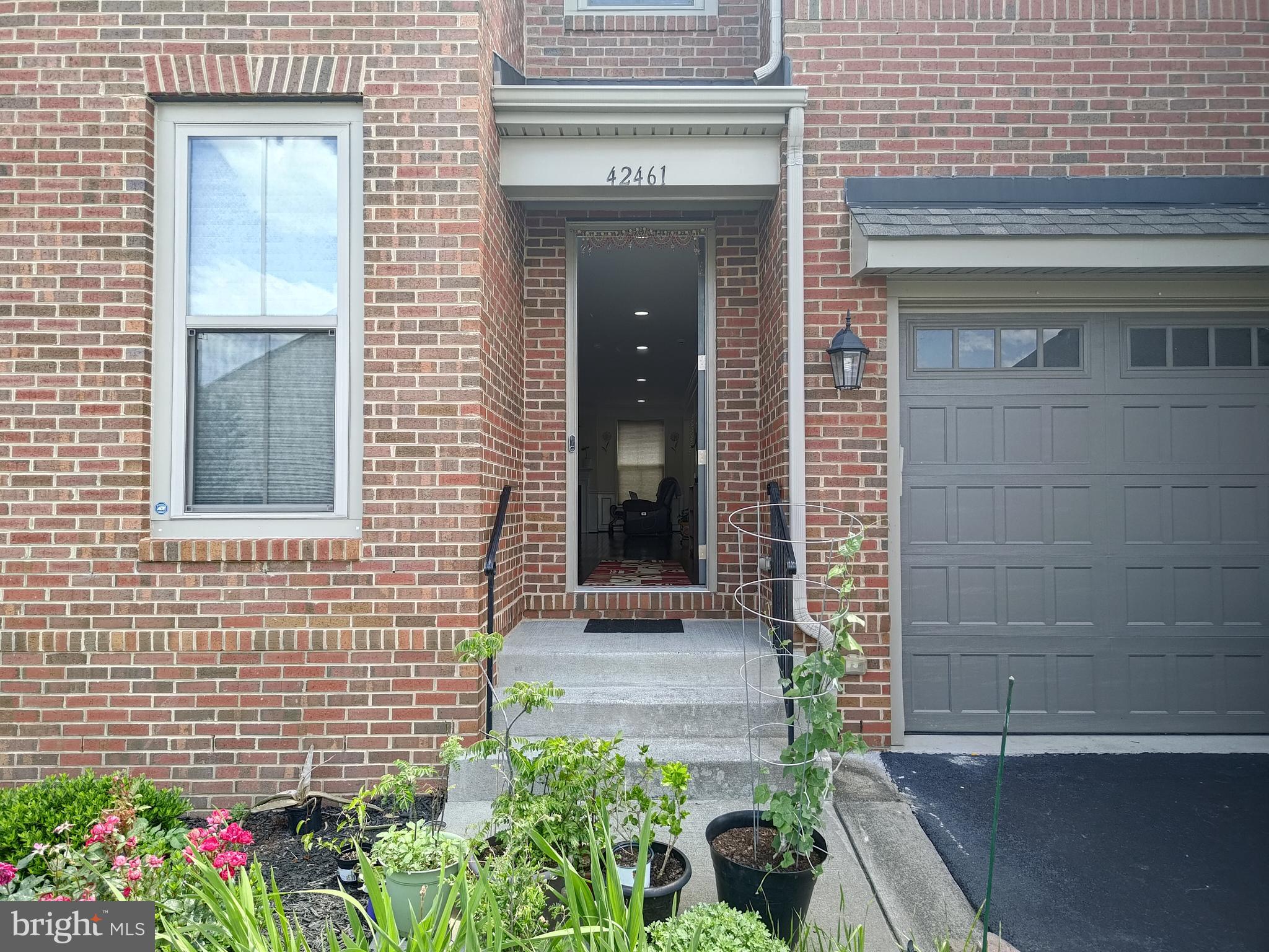 EASTVIEW AT STONE RIDGE - Residential Lease