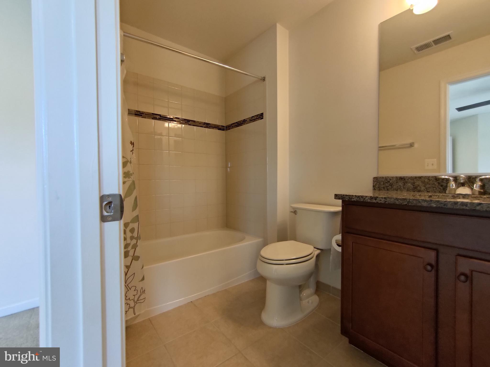 EASTVIEW AT STONE RIDGE - Residential Lease