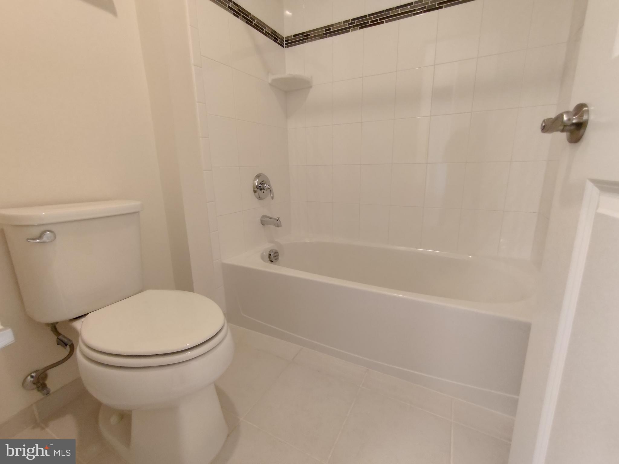 EASTVIEW AT STONE RIDGE - Residential Lease