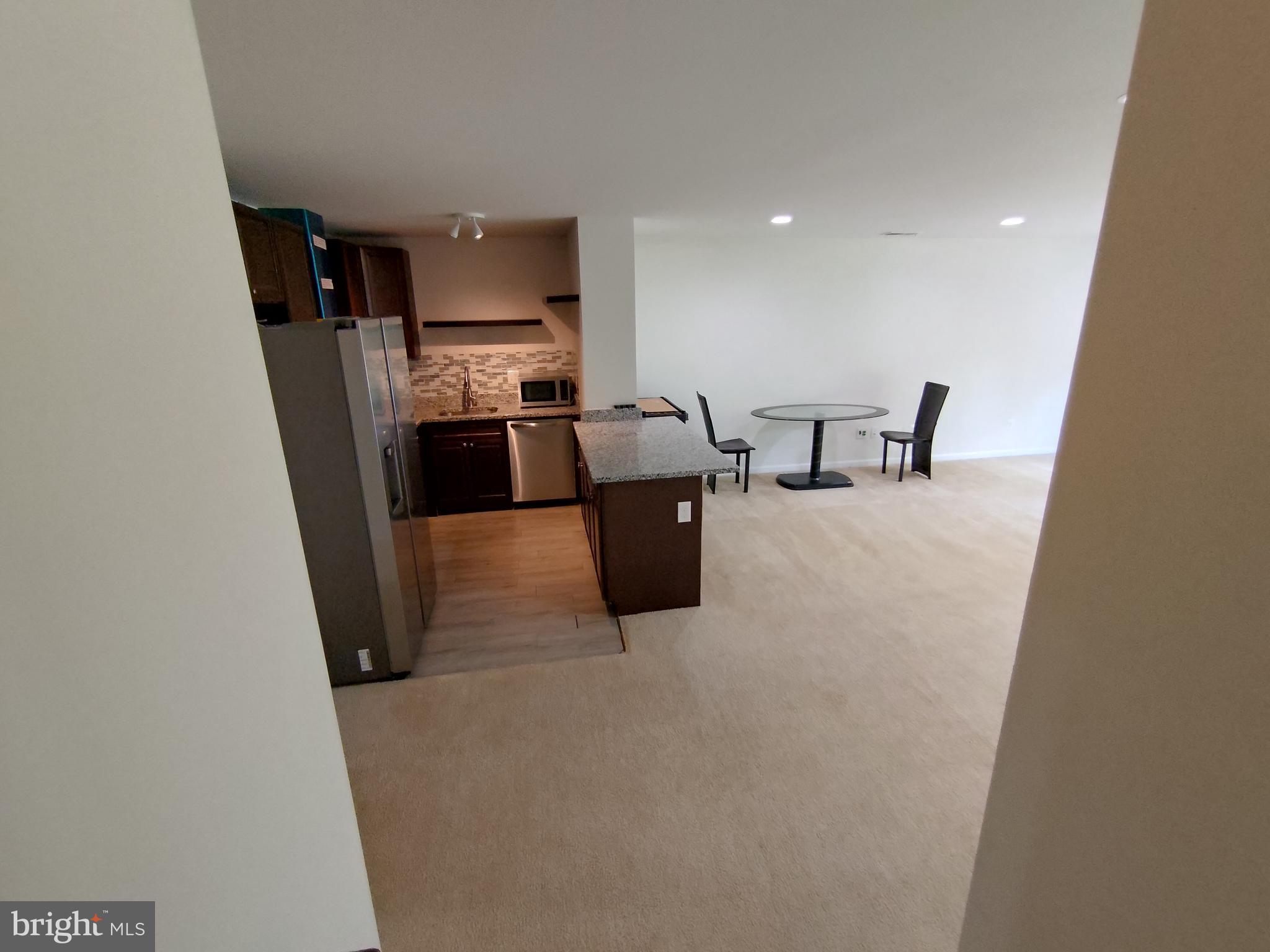 EASTVIEW AT STONE RIDGE - Residential Lease