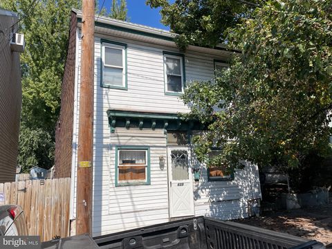 Photo of 639 MANOR ST, COLUMBIA, PA 17512 (MLS # PALA2041818)