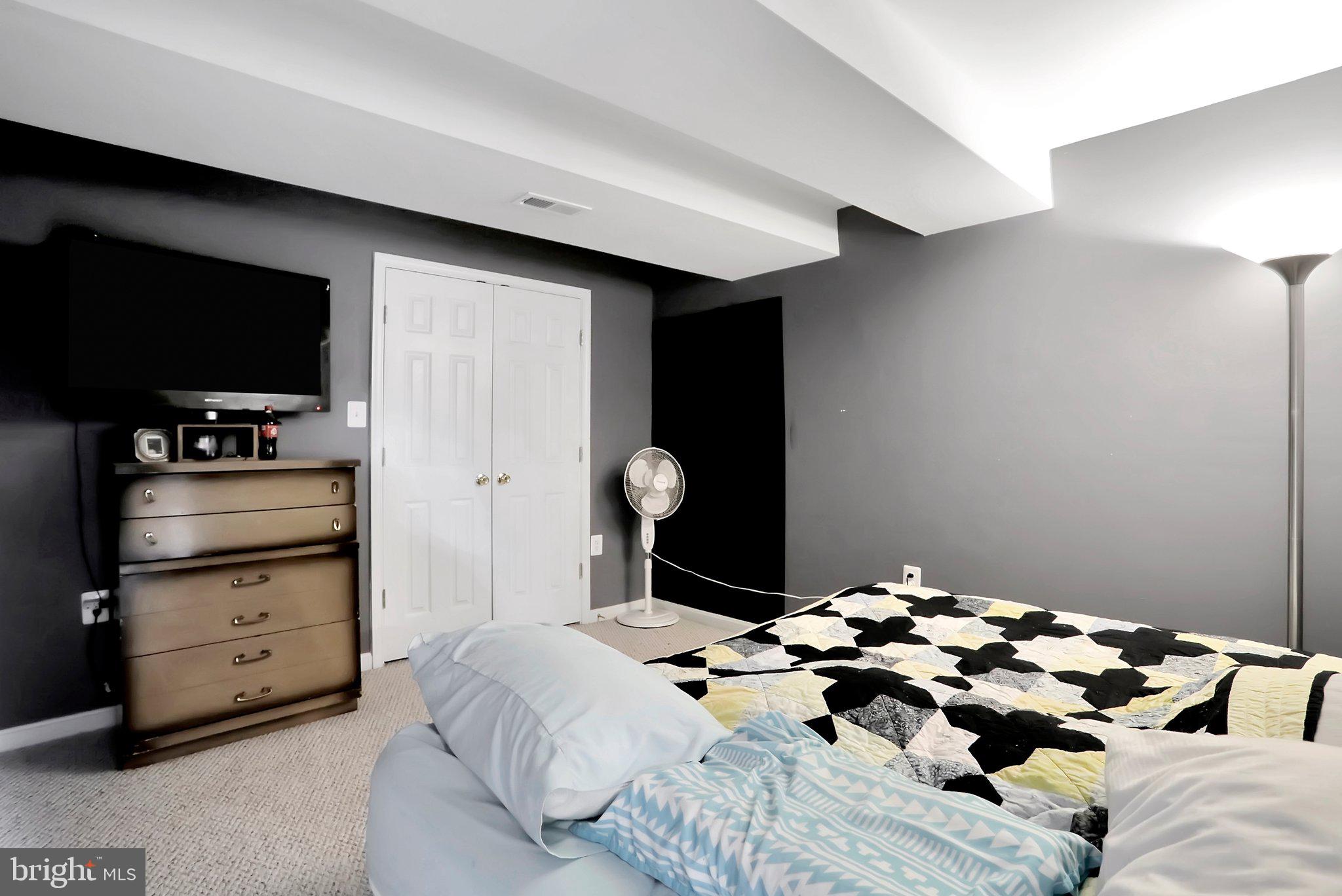 HUNTFIELD - Residential