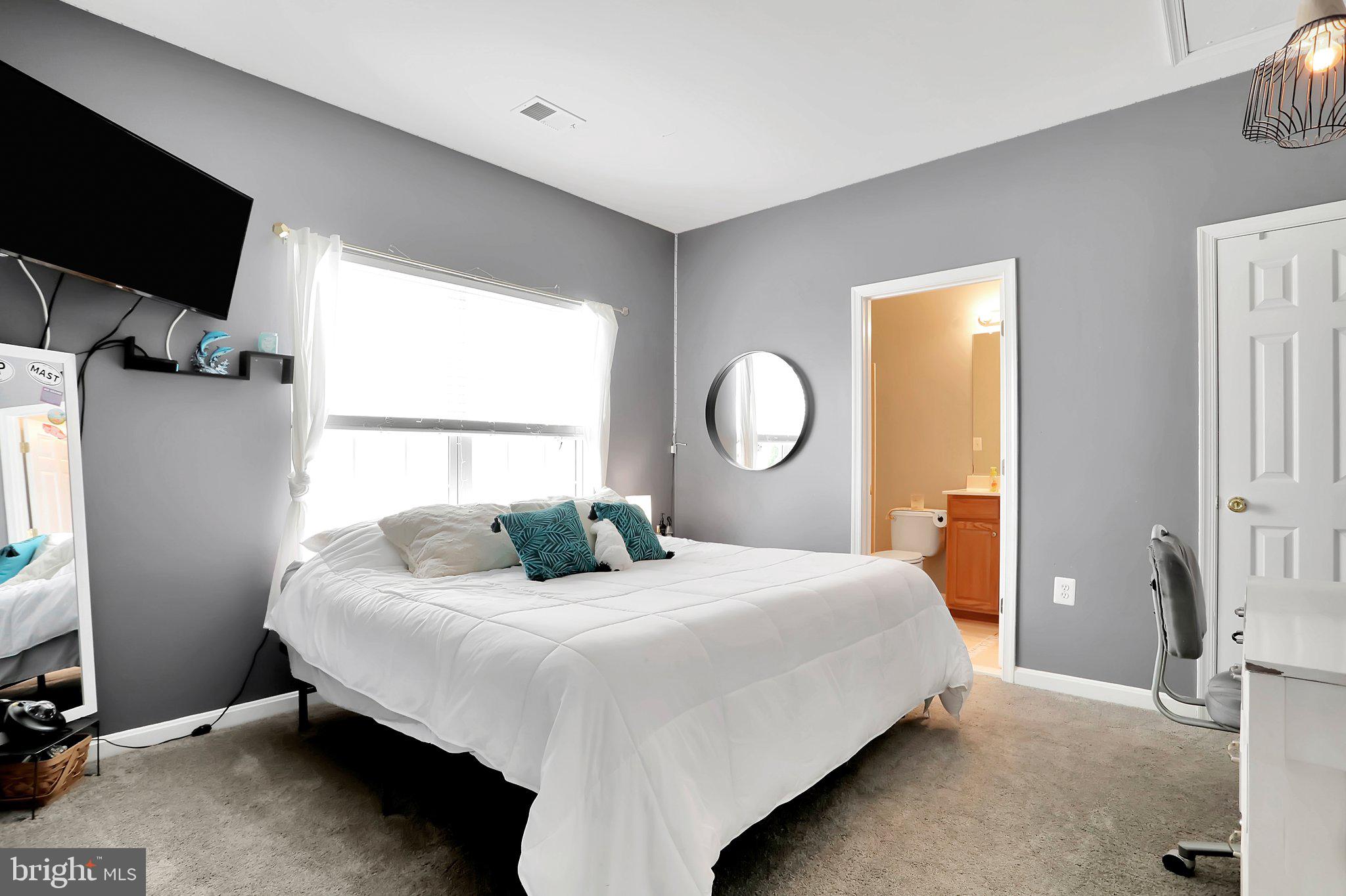 HUNTFIELD - Residential