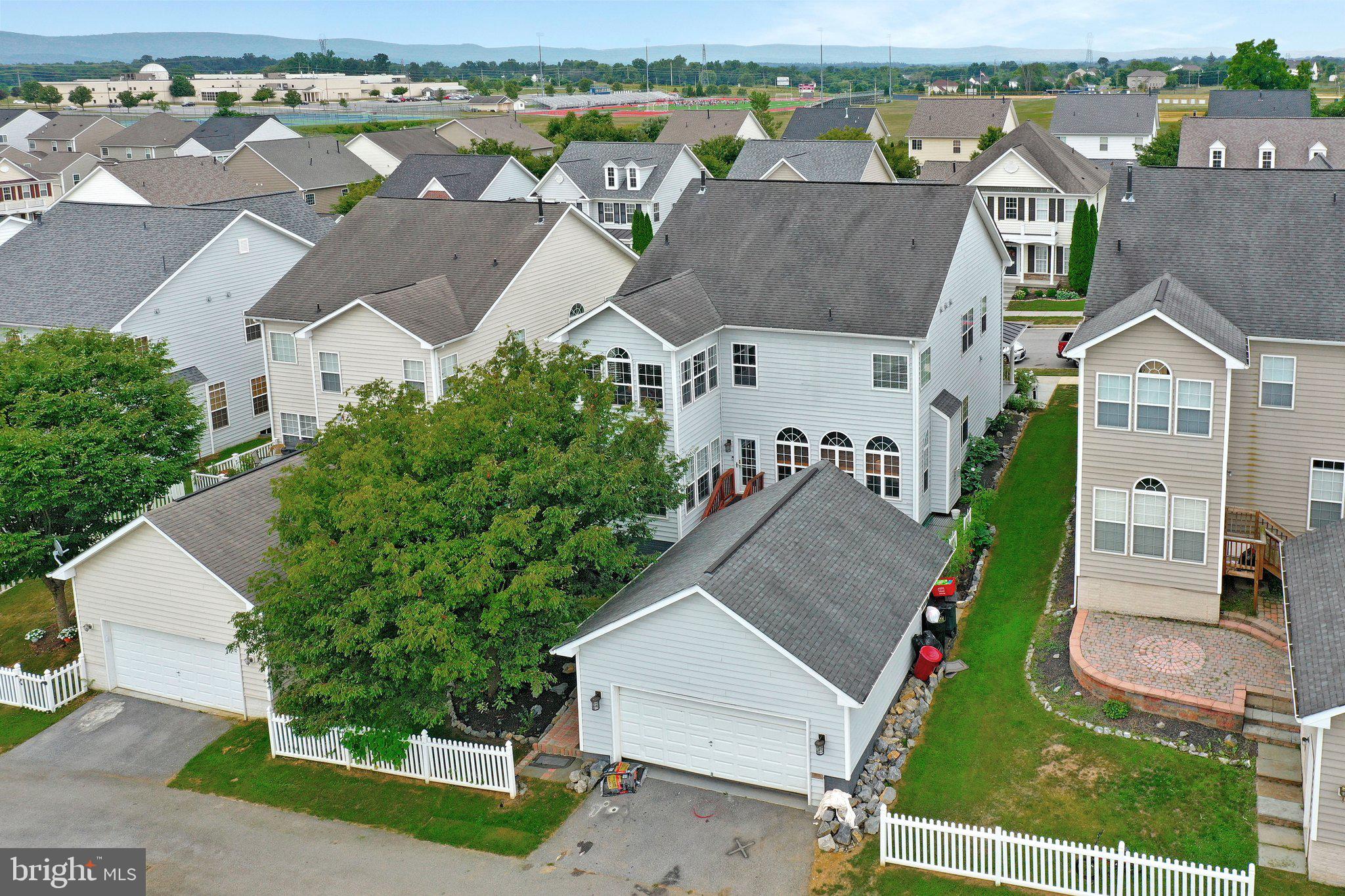 HUNTFIELD - Residential