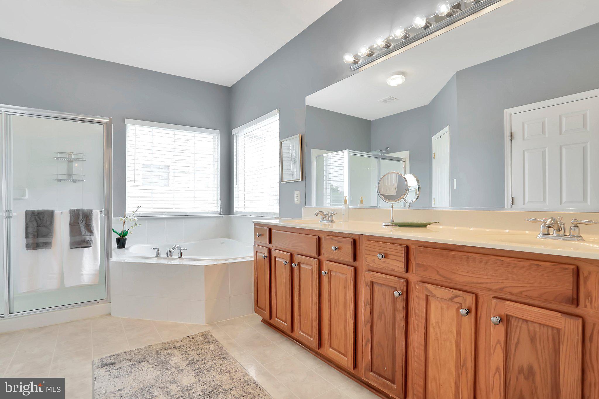 HUNTFIELD - Residential