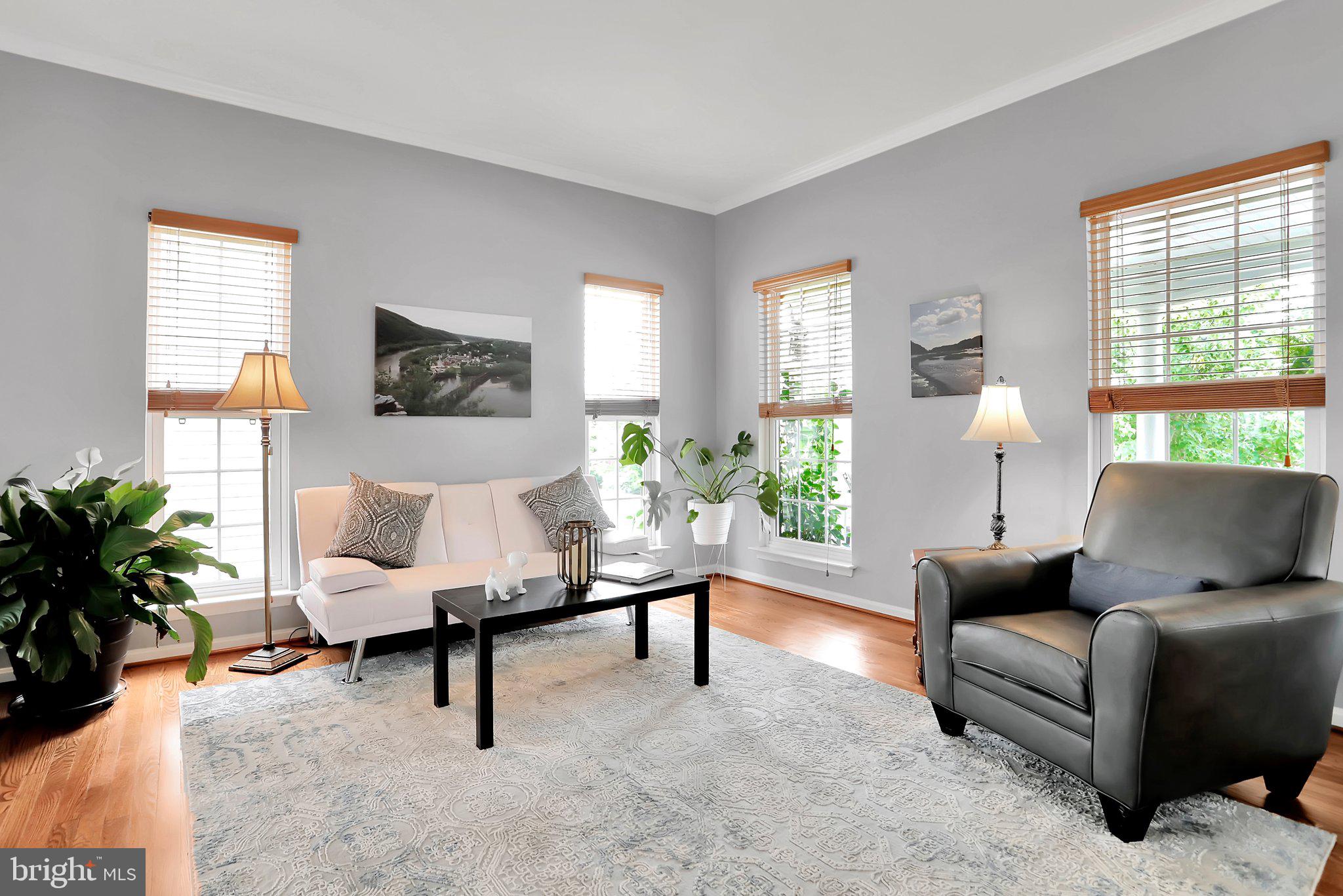 HUNTFIELD - Residential