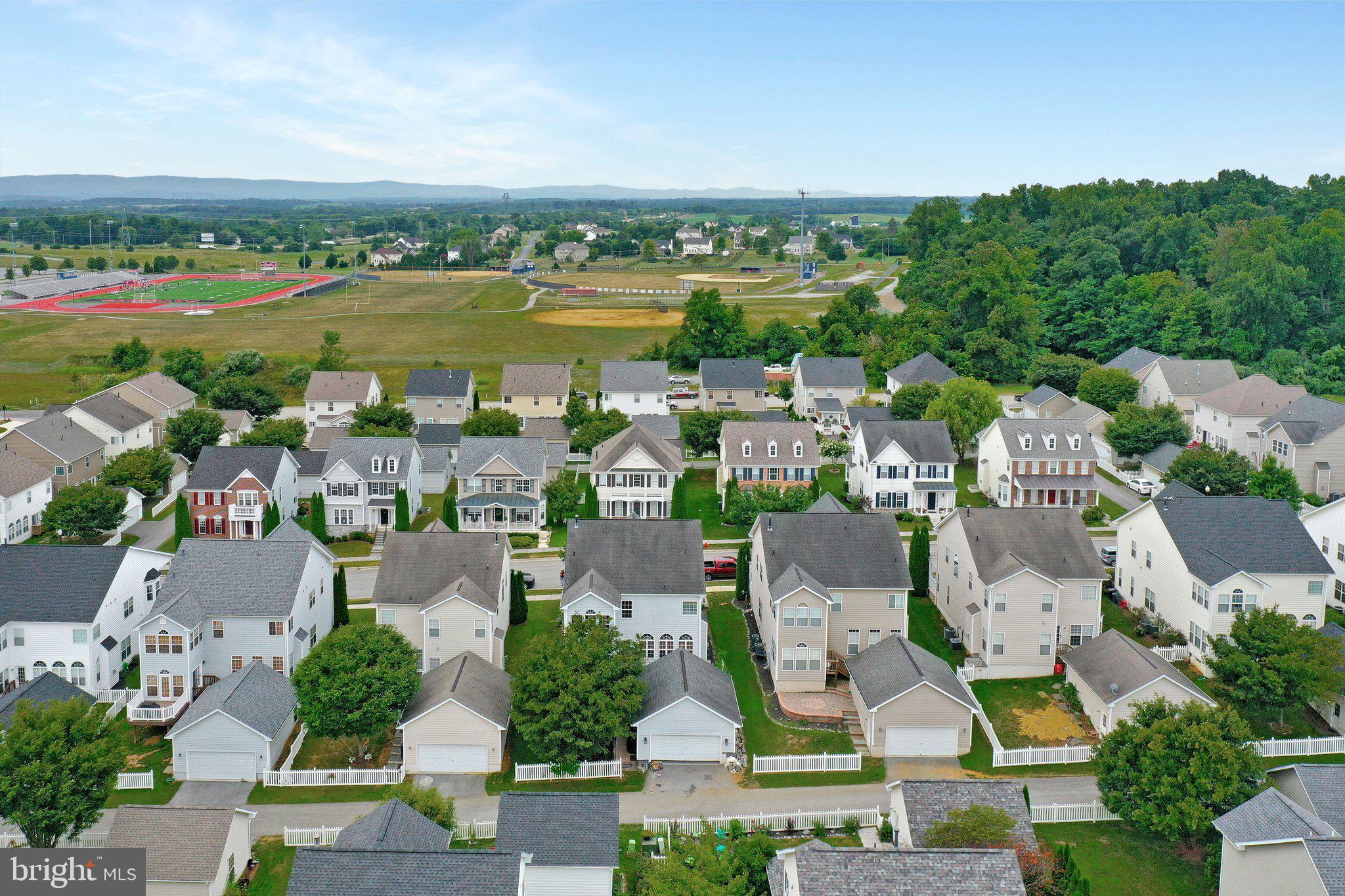 HUNTFIELD - Residential