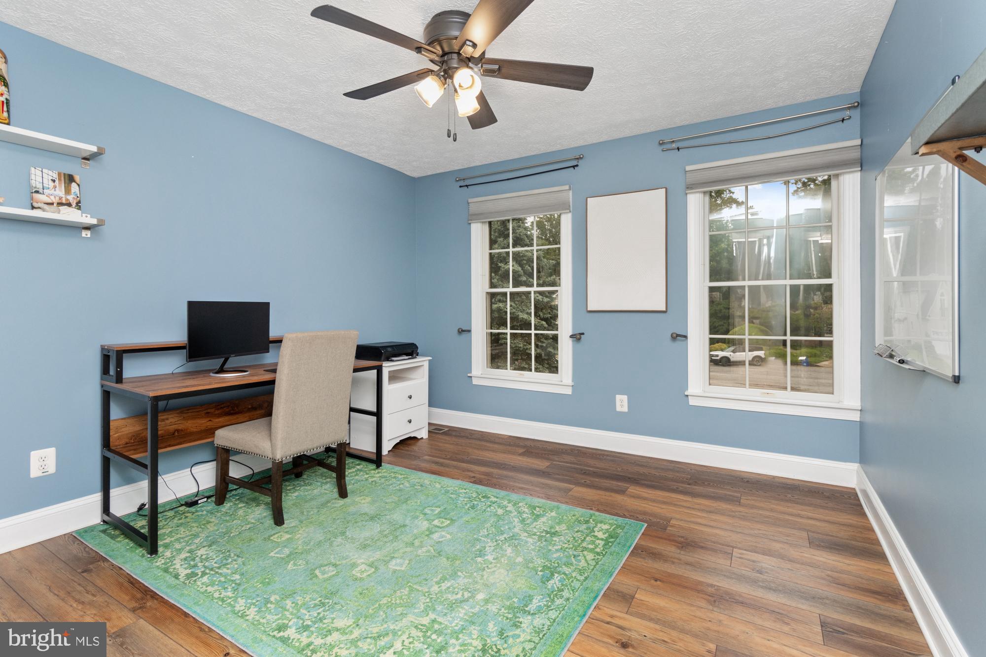 CROMWELL WOODS - Residential