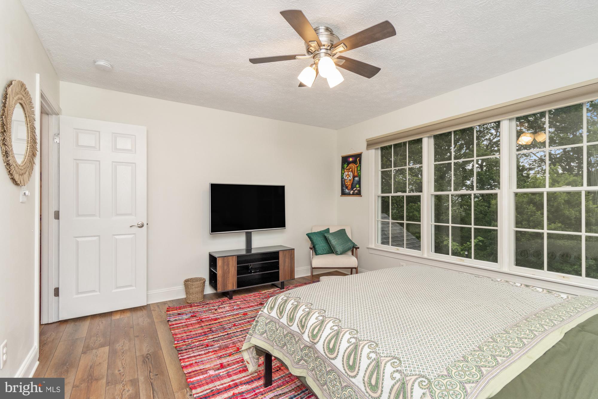 CROMWELL WOODS - Residential