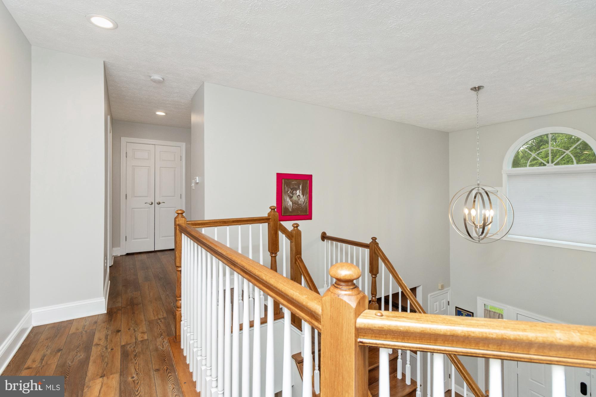 CROMWELL WOODS - Residential