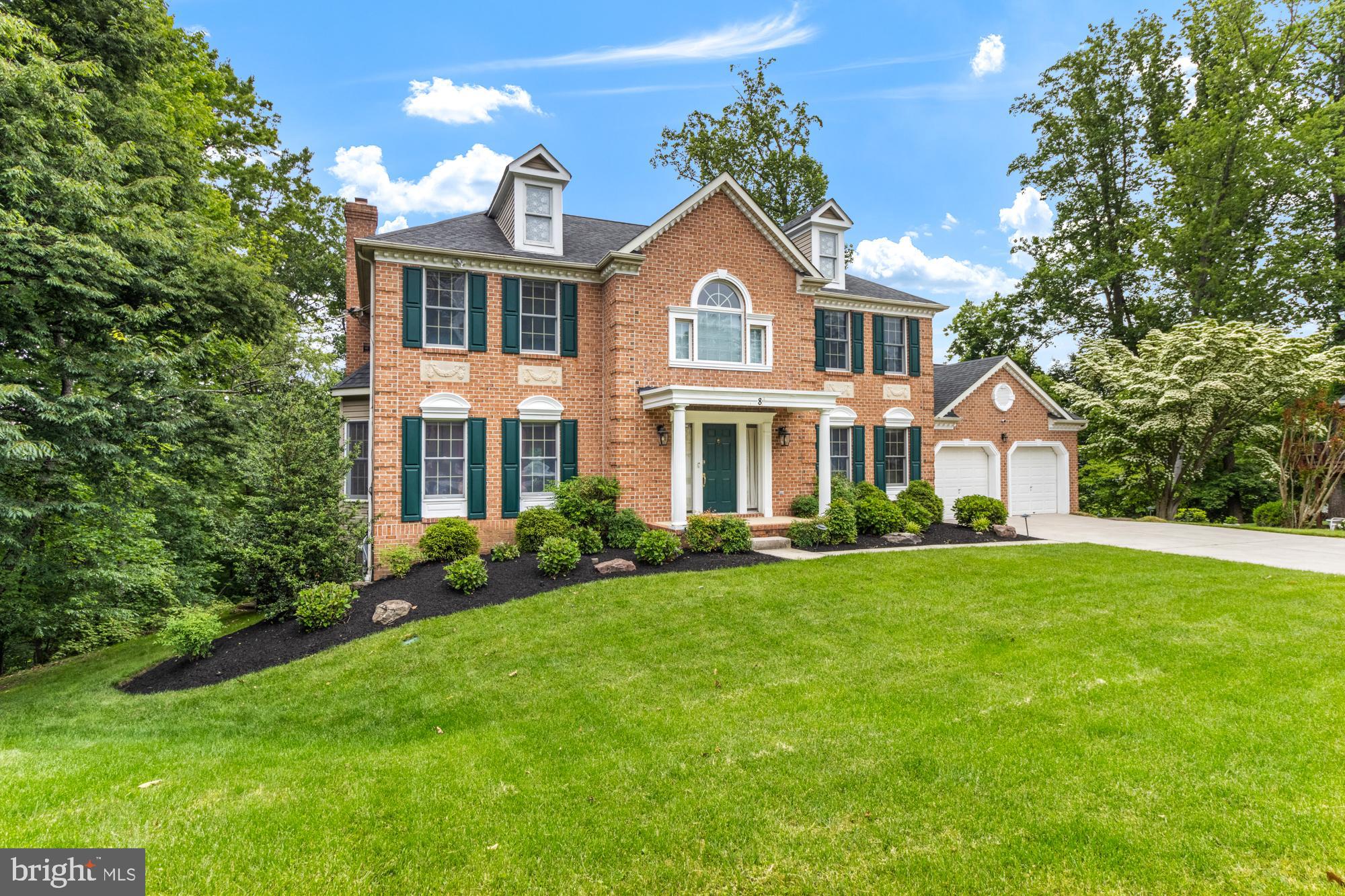 CROMWELL WOODS - Residential
