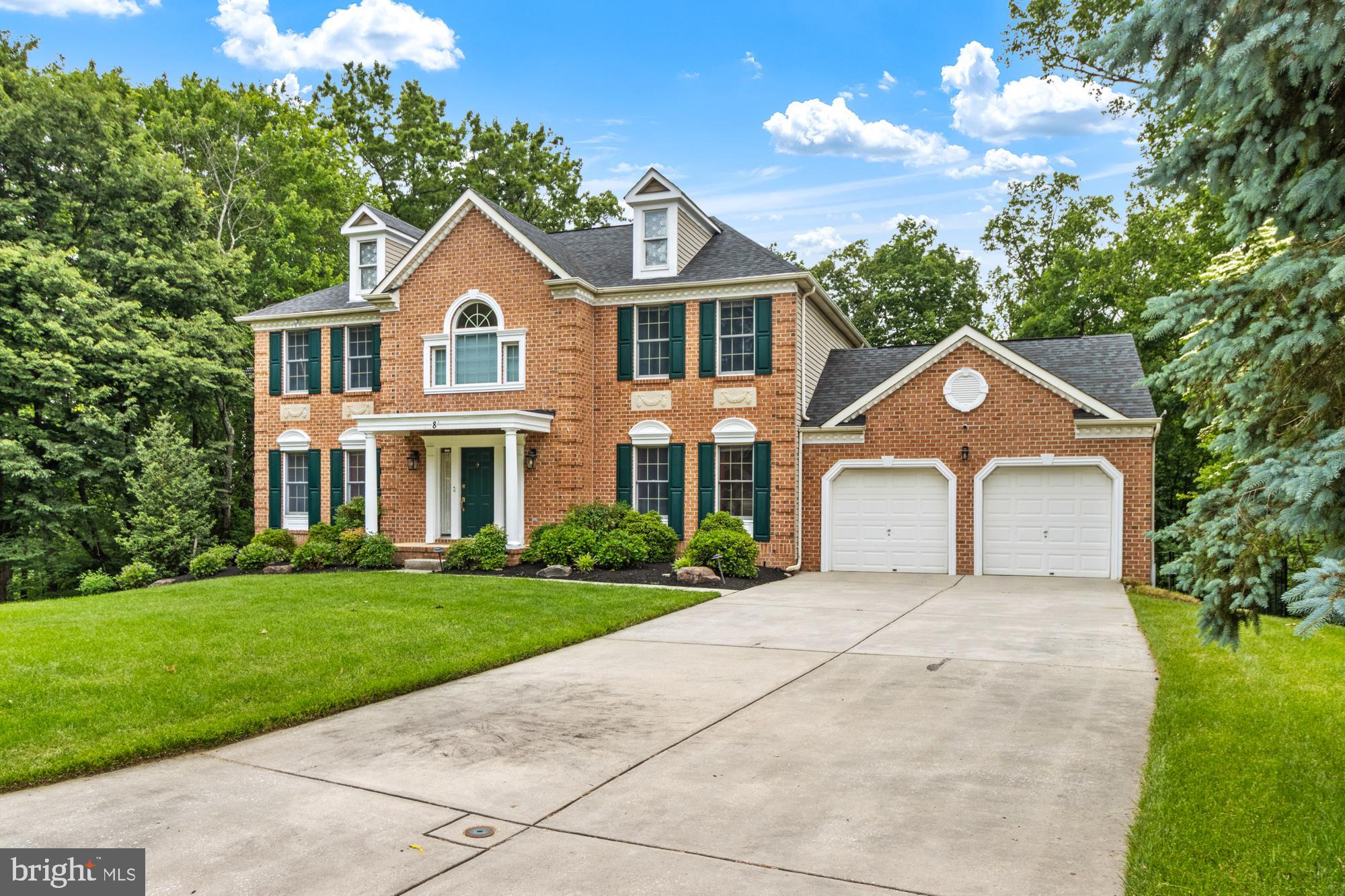 CROMWELL WOODS - Residential