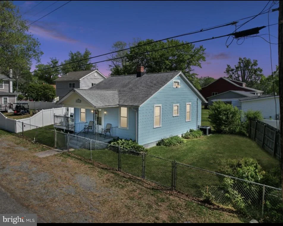 312 Vernon Street