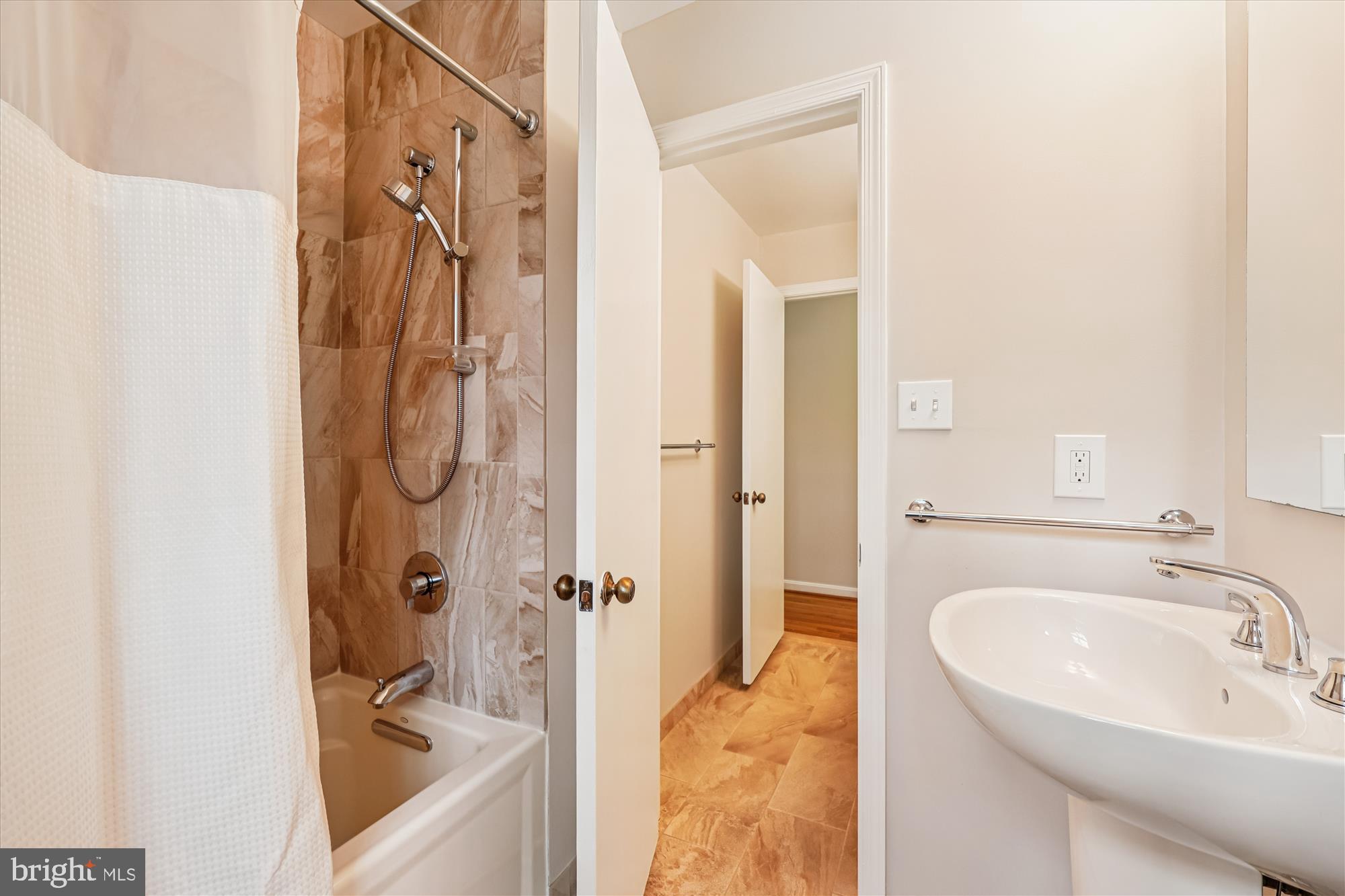 INVERNESS FOREST - Residential