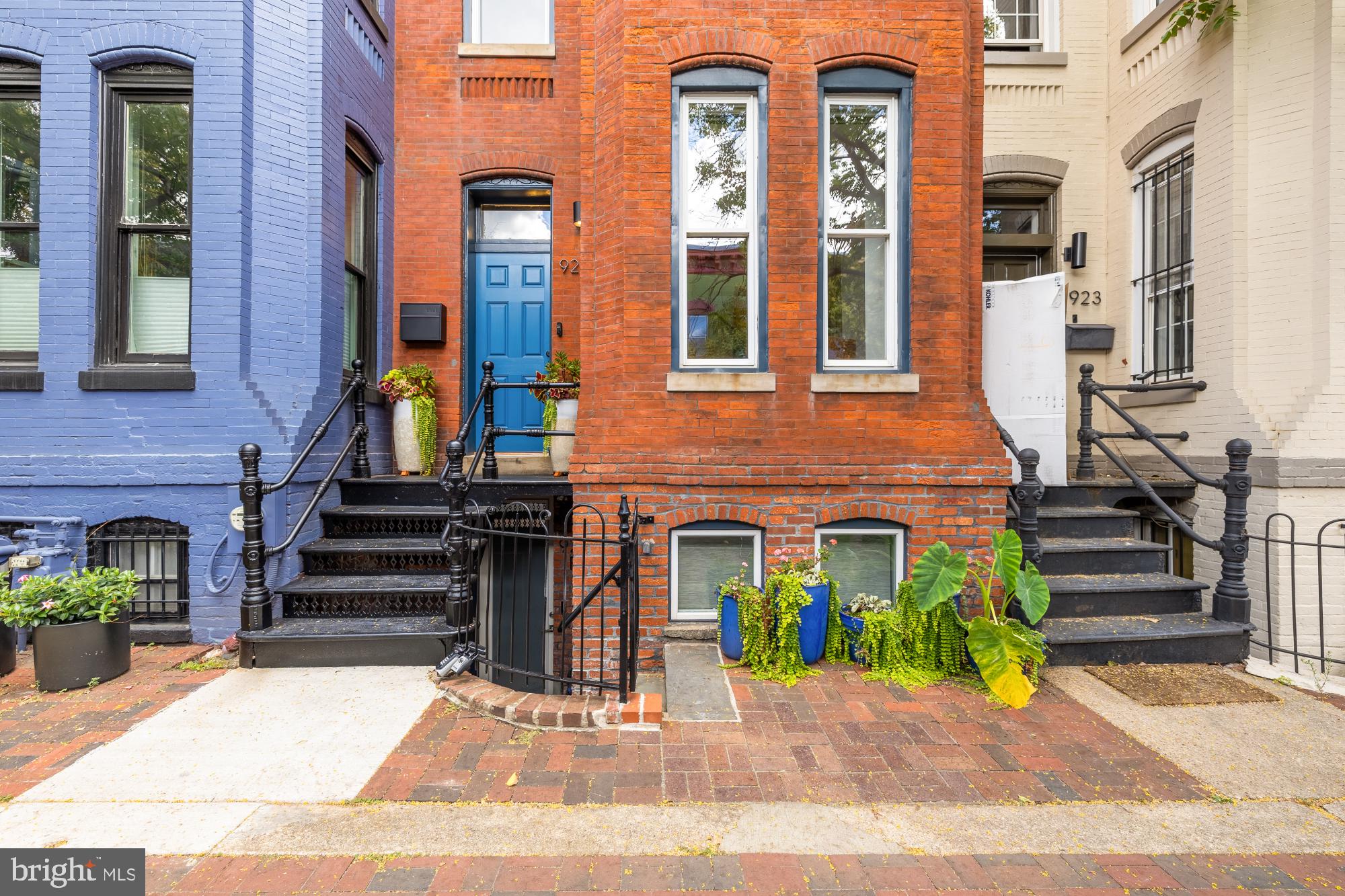 925 FRENCH STREET NW