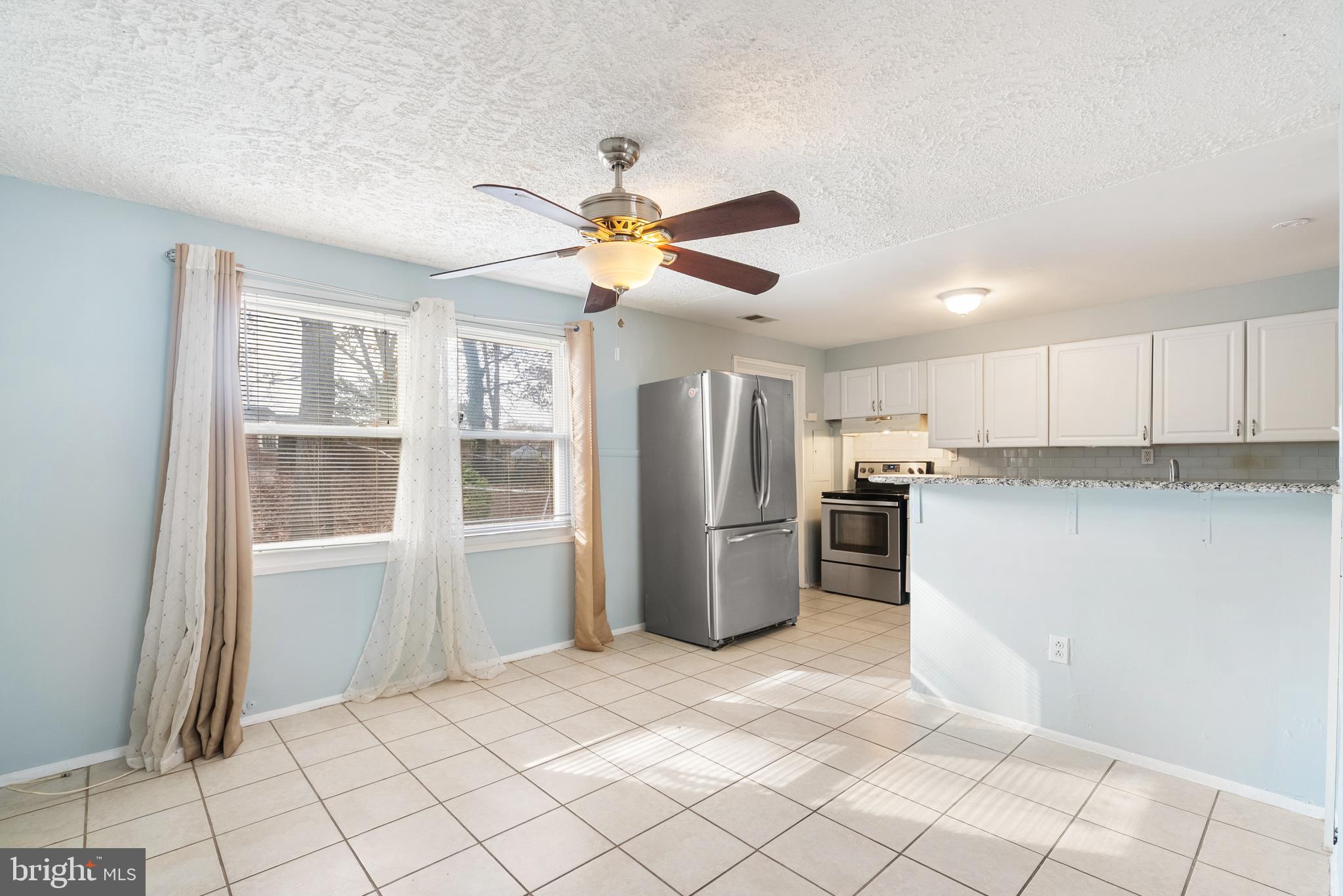 PALMER PARK - Residential Lease