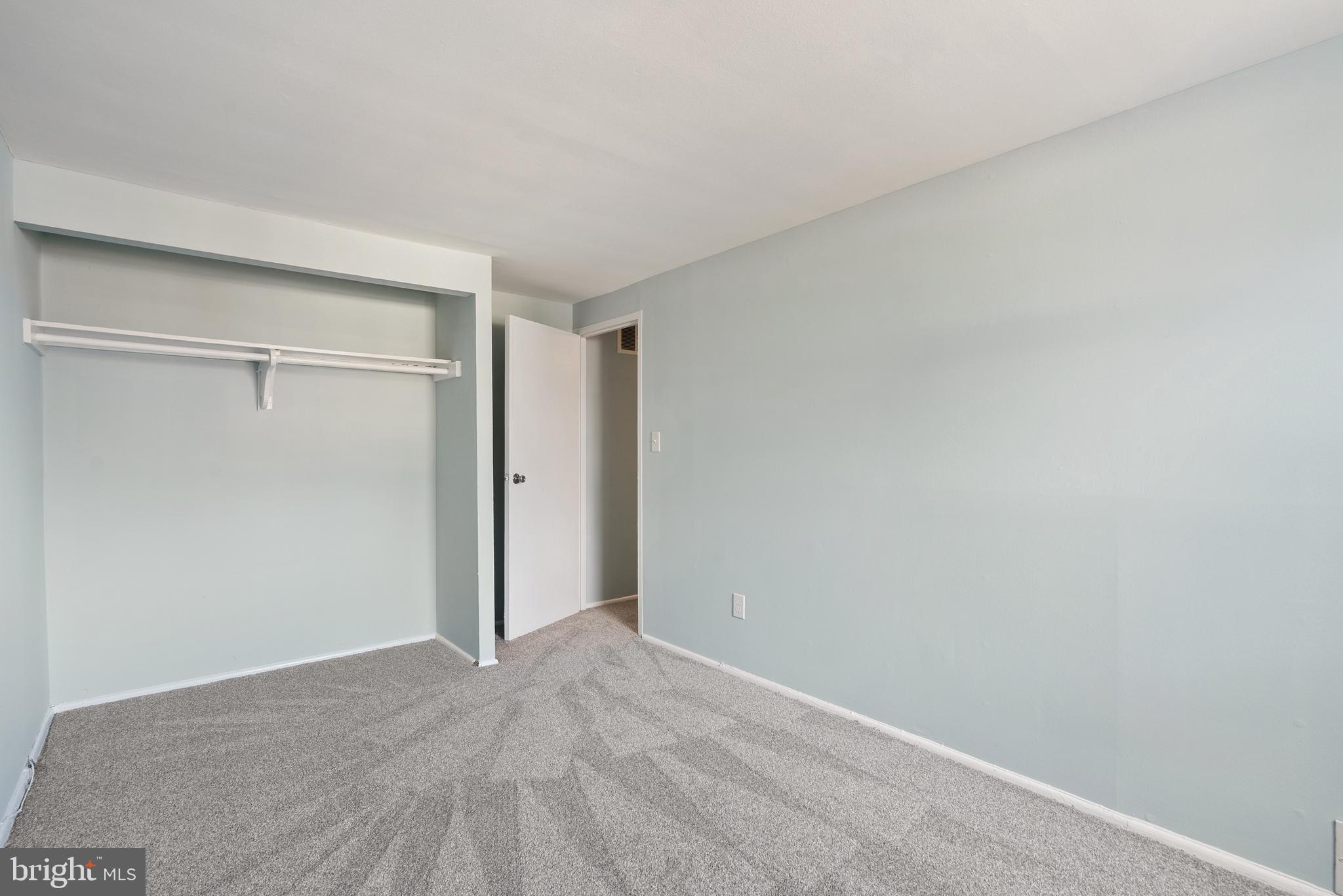 PALMER PARK - Residential Lease