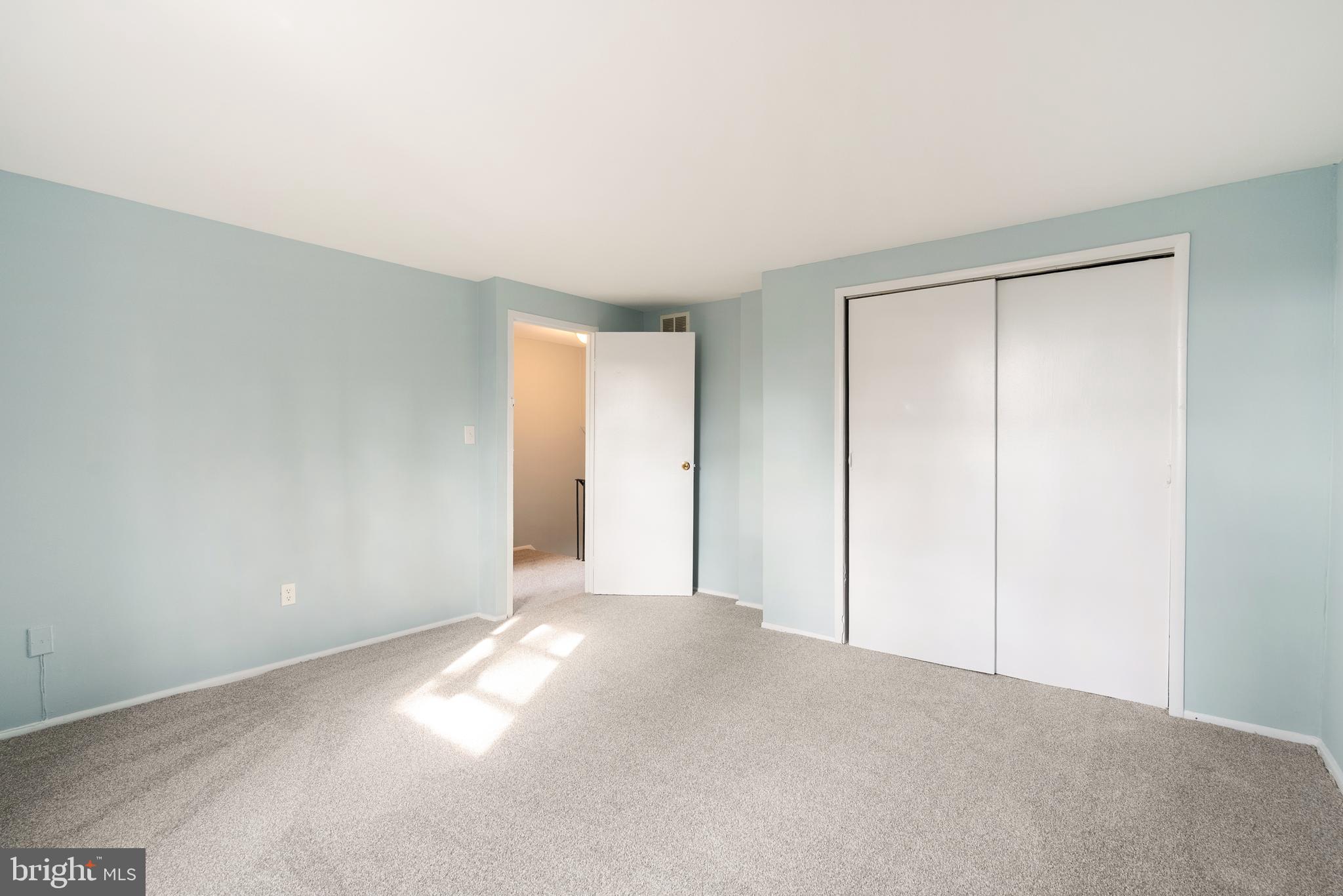 PALMER PARK - Residential Lease