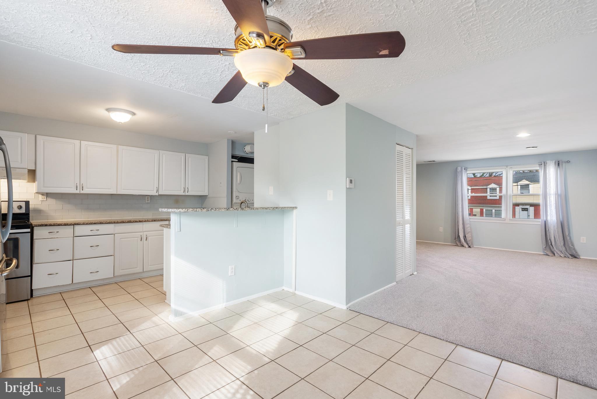 PALMER PARK - Residential Lease