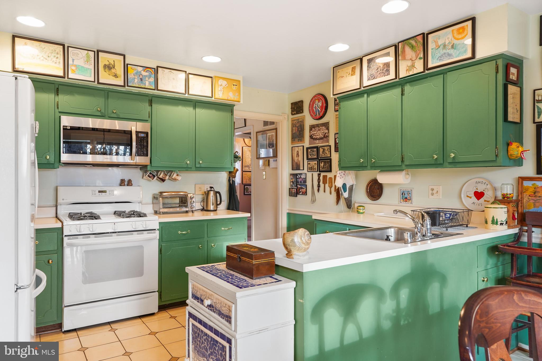 AVON PARK - Residential