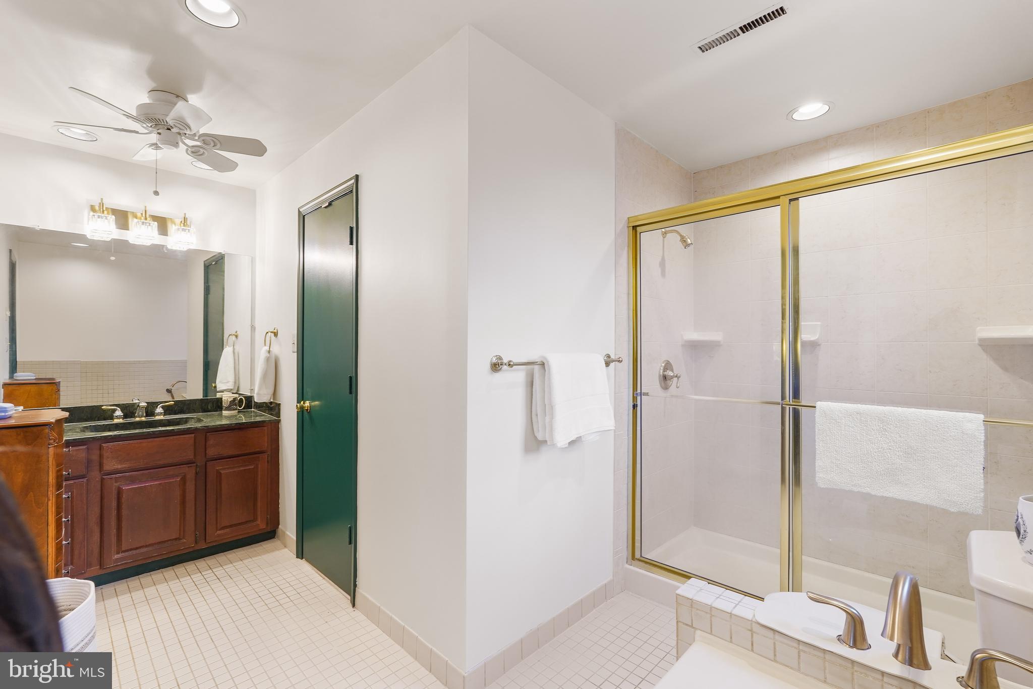 AVON PARK - Residential