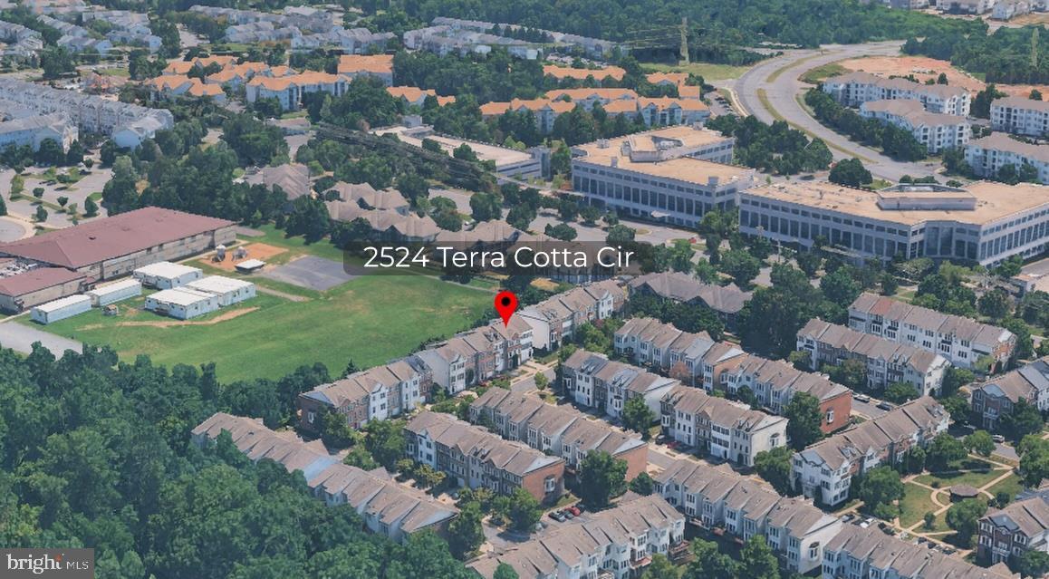 2524 TERRA COTTA CIRCLE