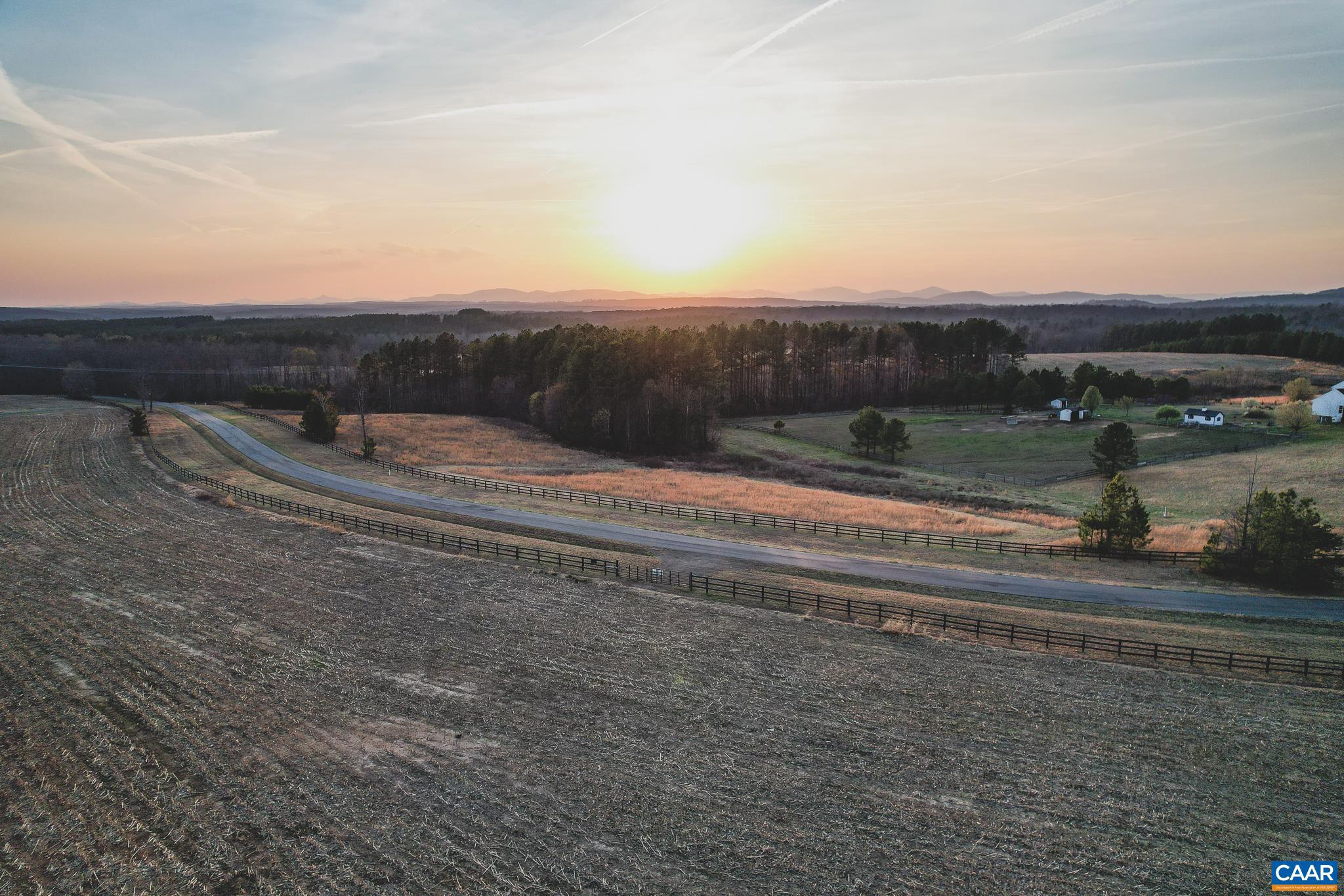FARMS AT TURKEY RUN - Land