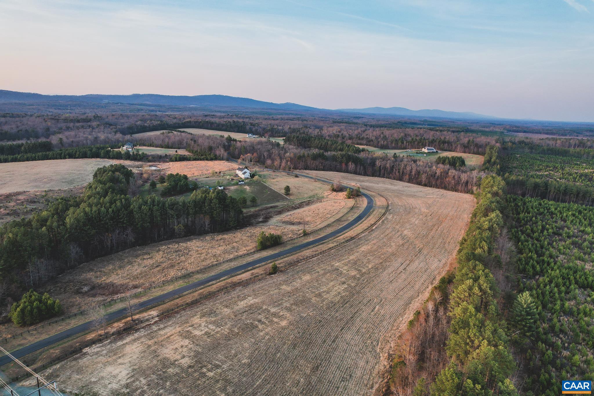 FARMS AT TURKEY RUN - Land