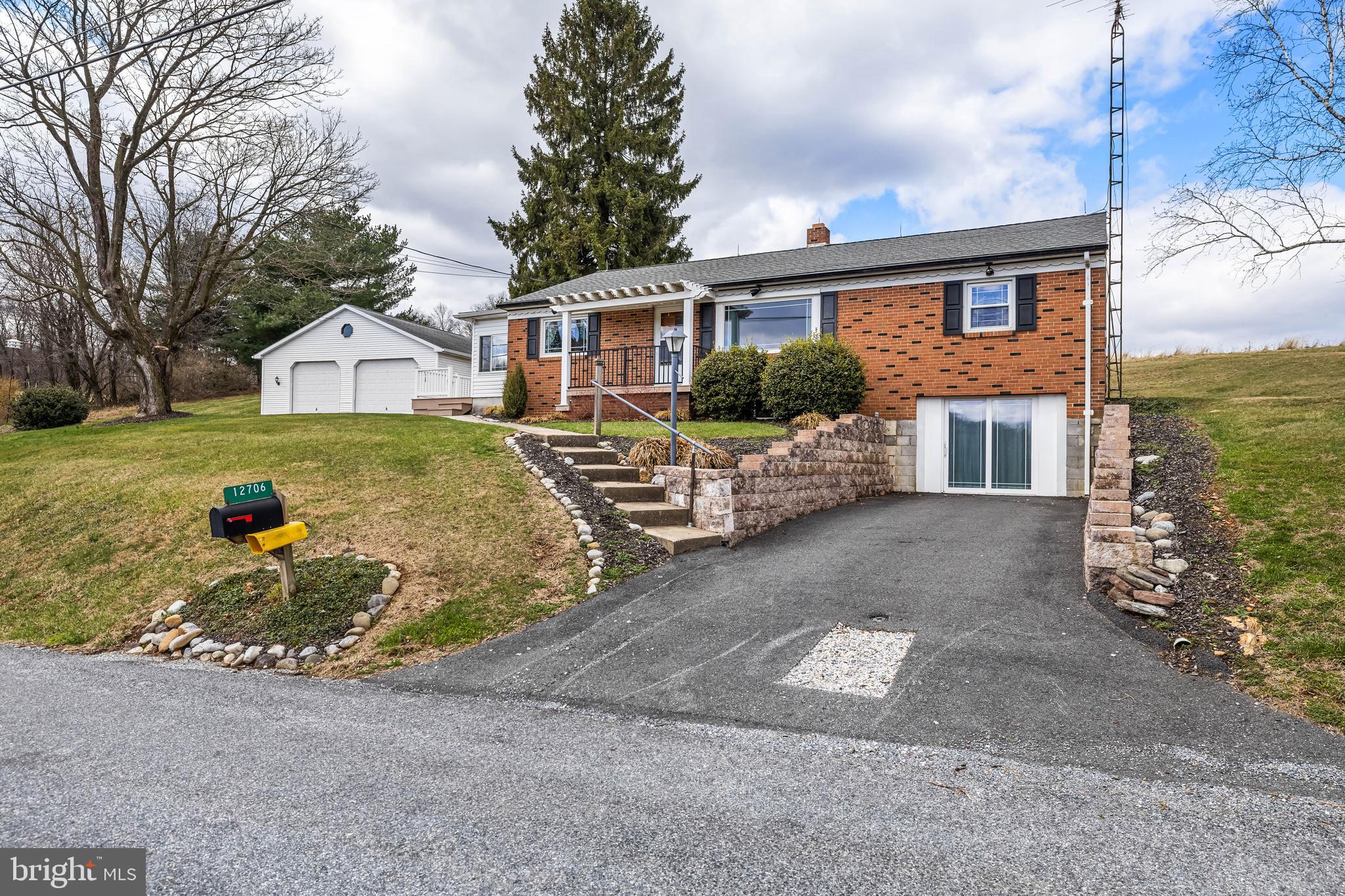 FELTON - Residential