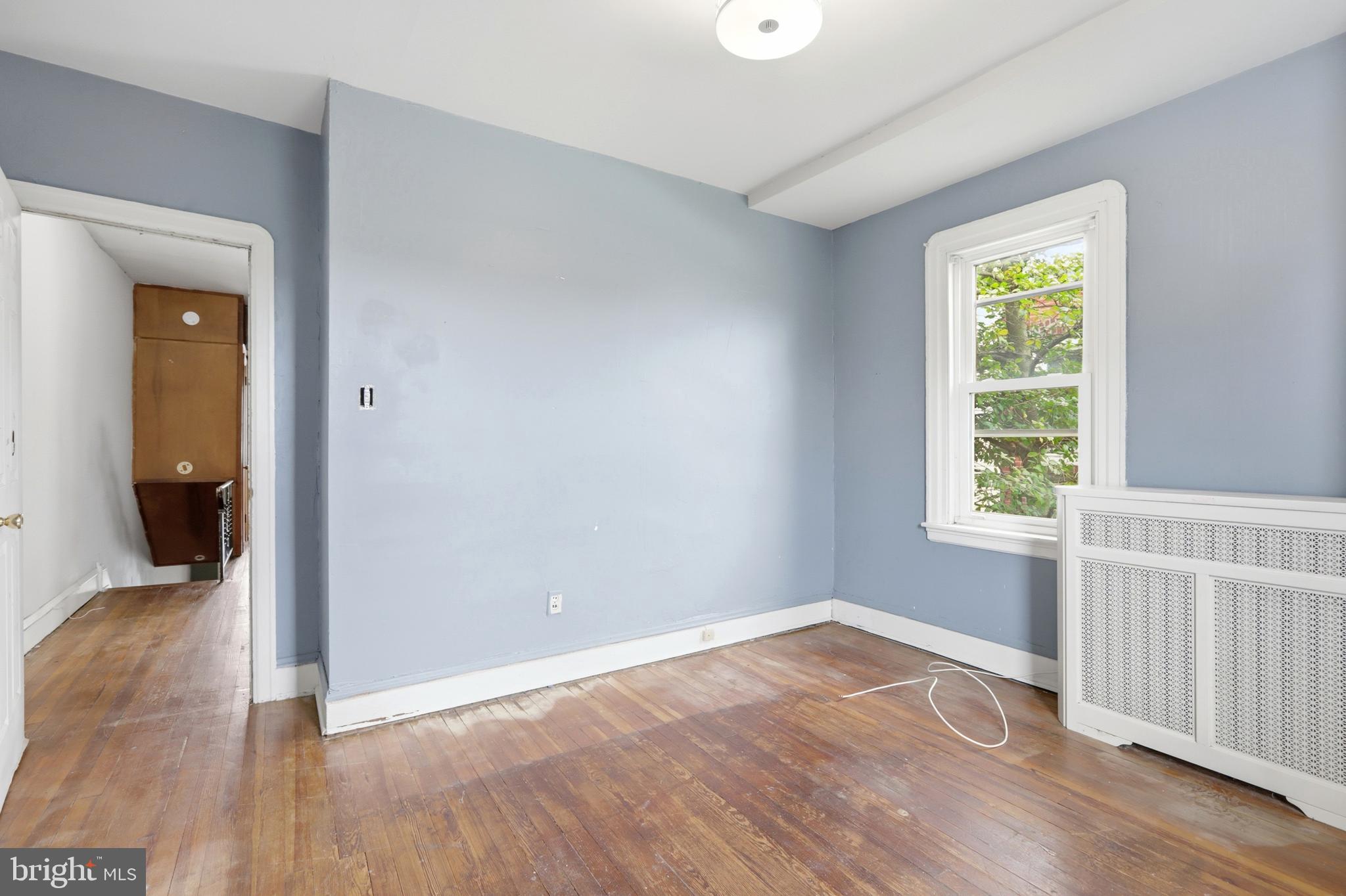 LAWNDALE - Residential