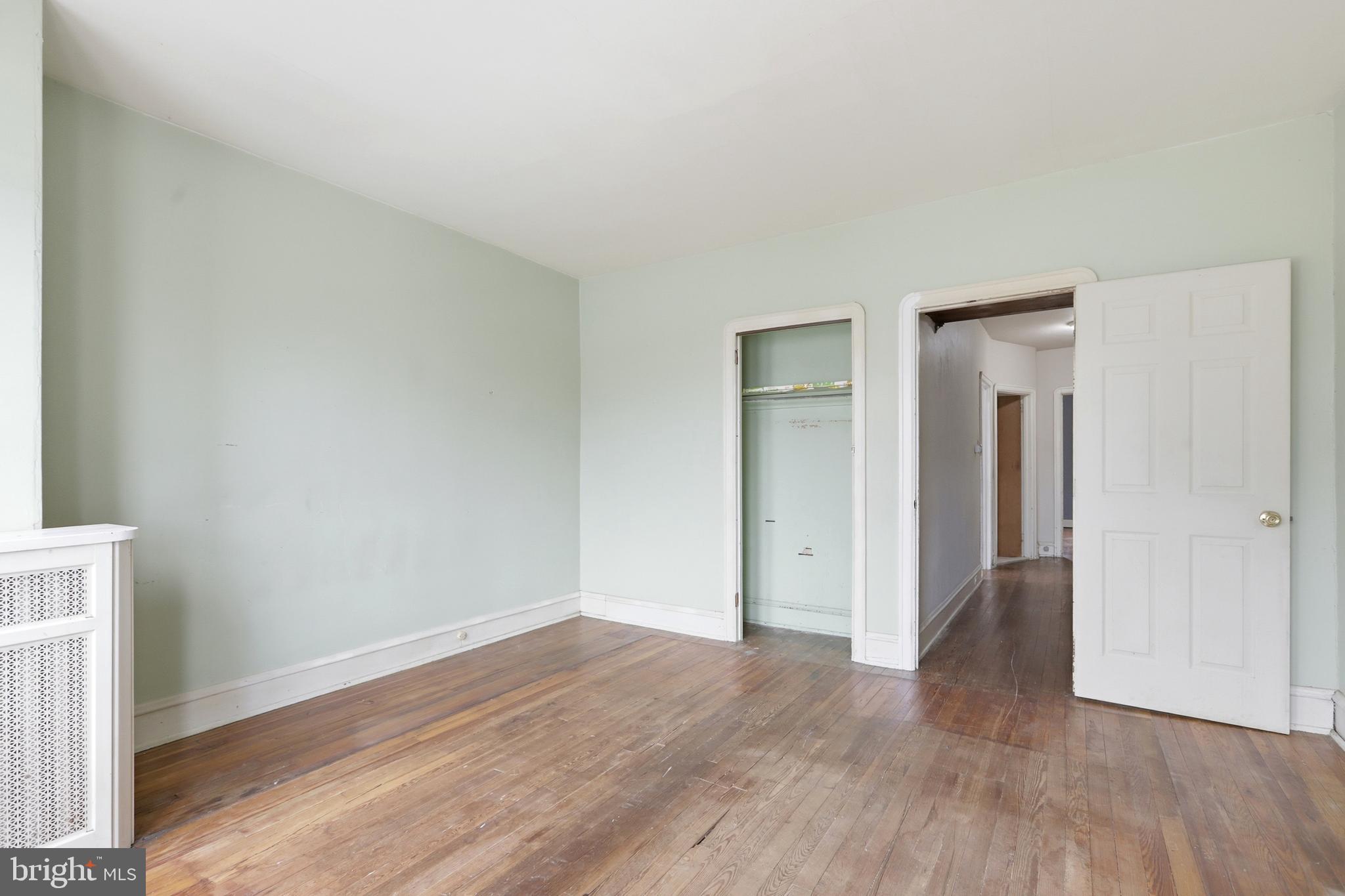 LAWNDALE - Residential