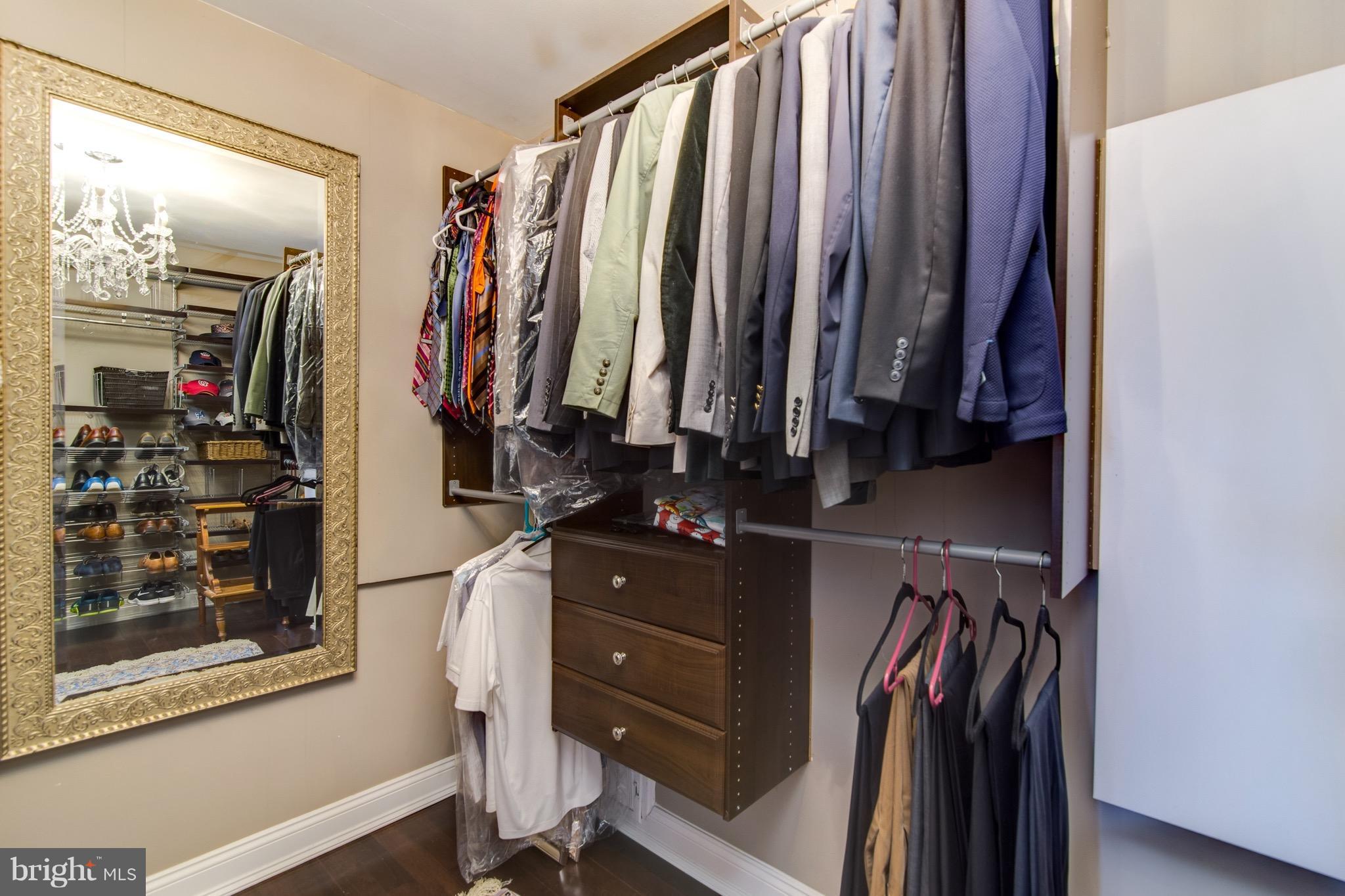 EAST FALLS CHURCH - Residential