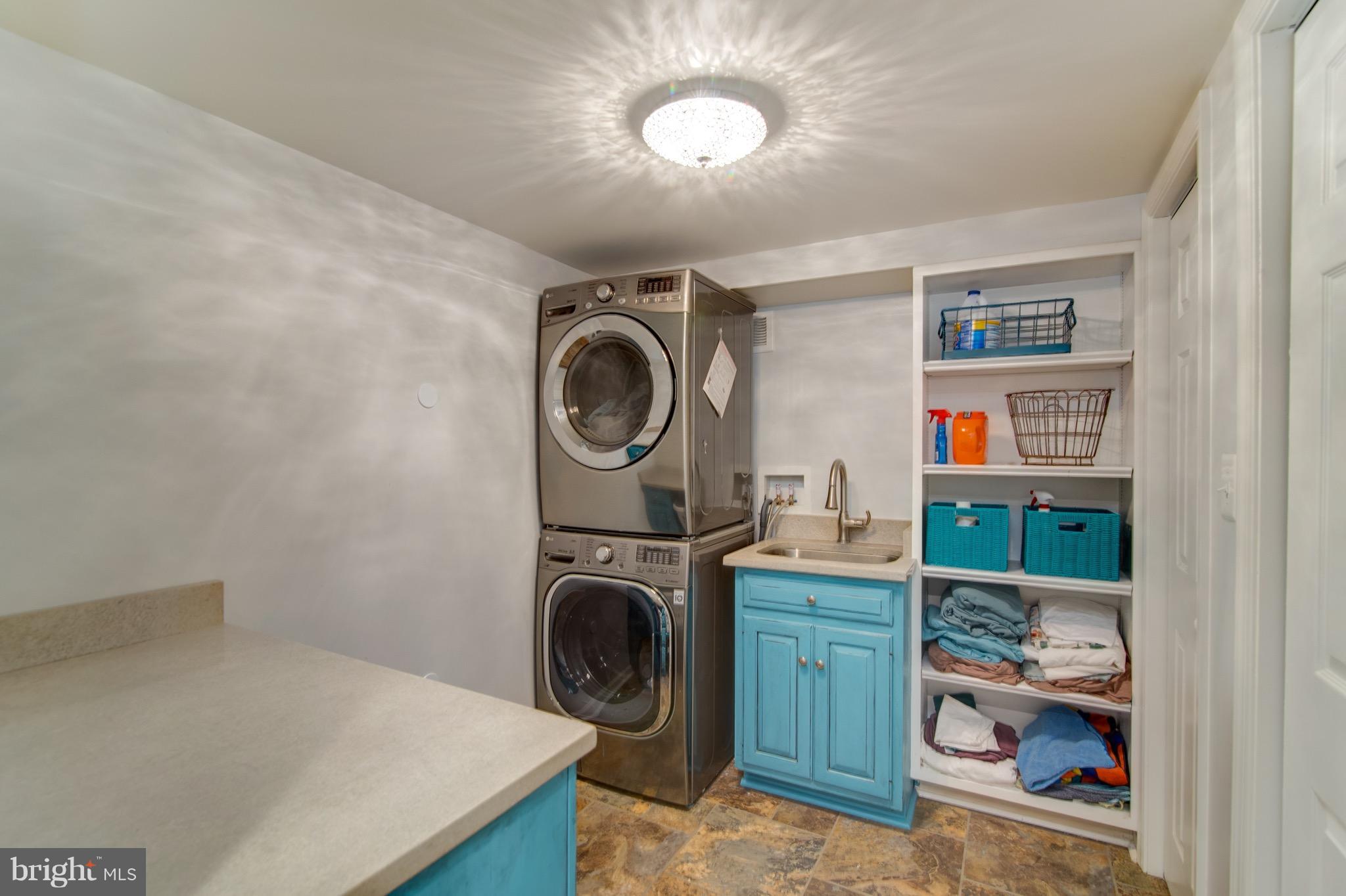 EAST FALLS CHURCH - Residential