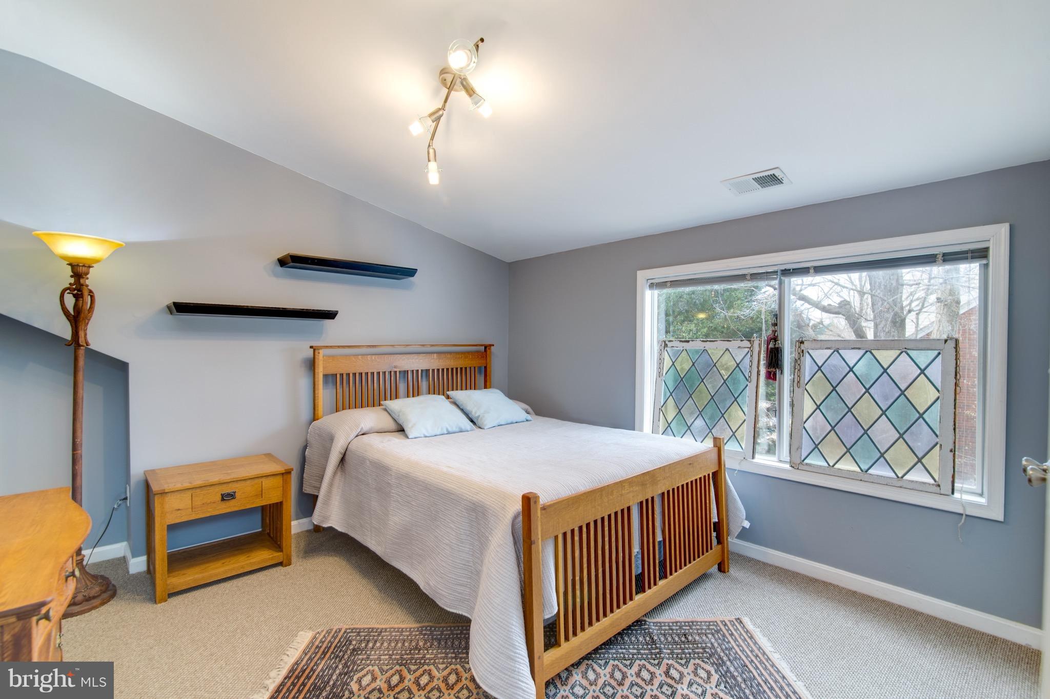 EAST FALLS CHURCH - Residential