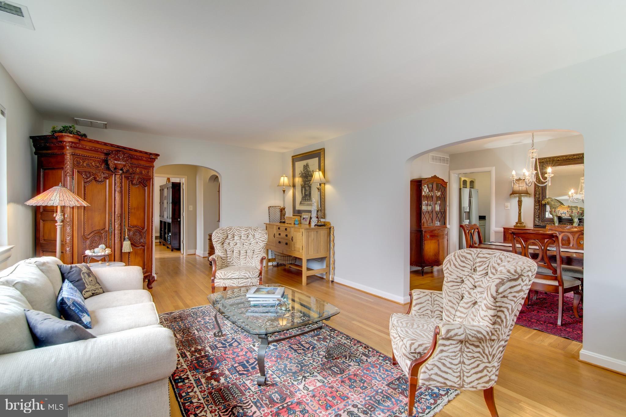 EAST FALLS CHURCH - Residential